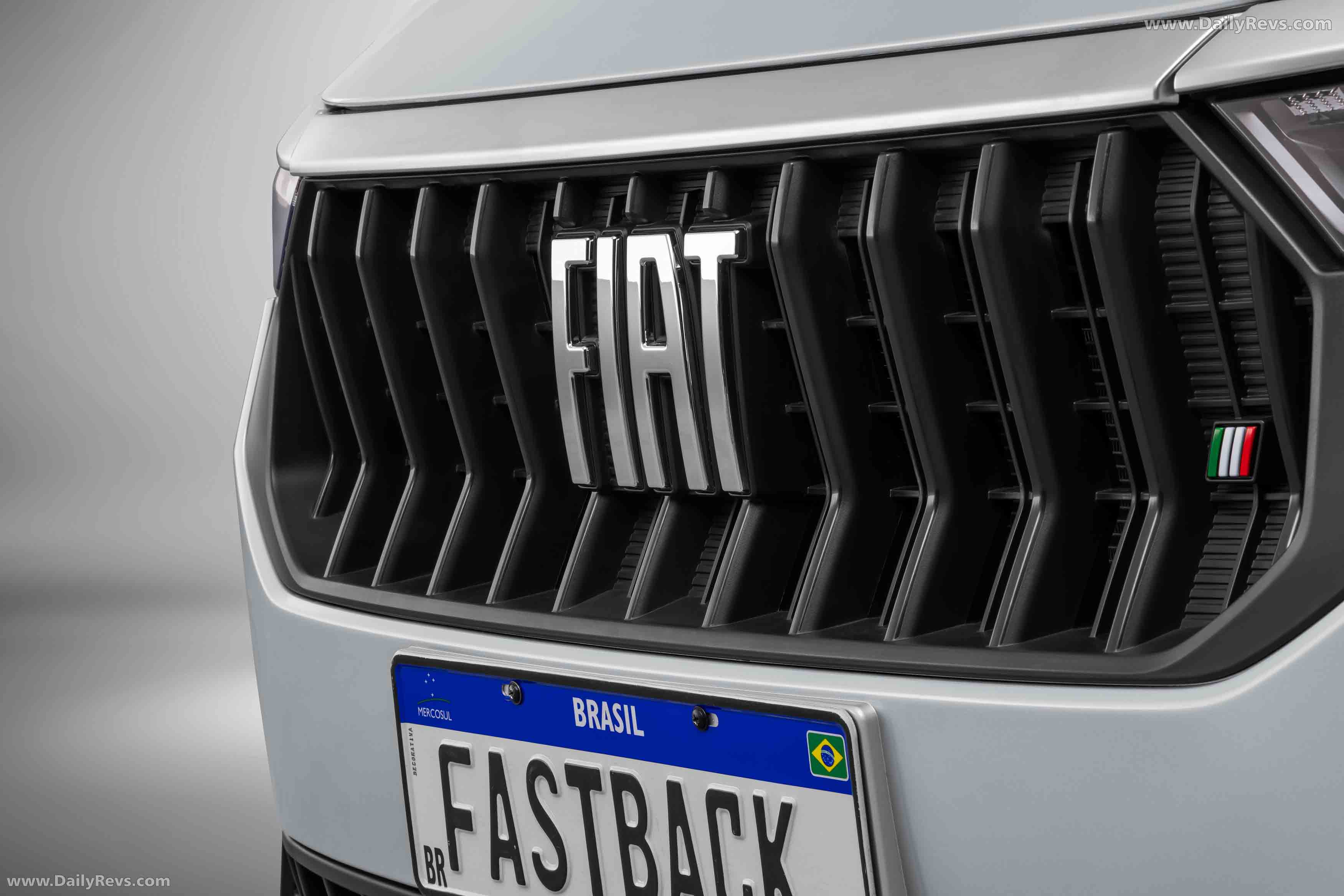2026 Fiat Fastback Audace Exterior