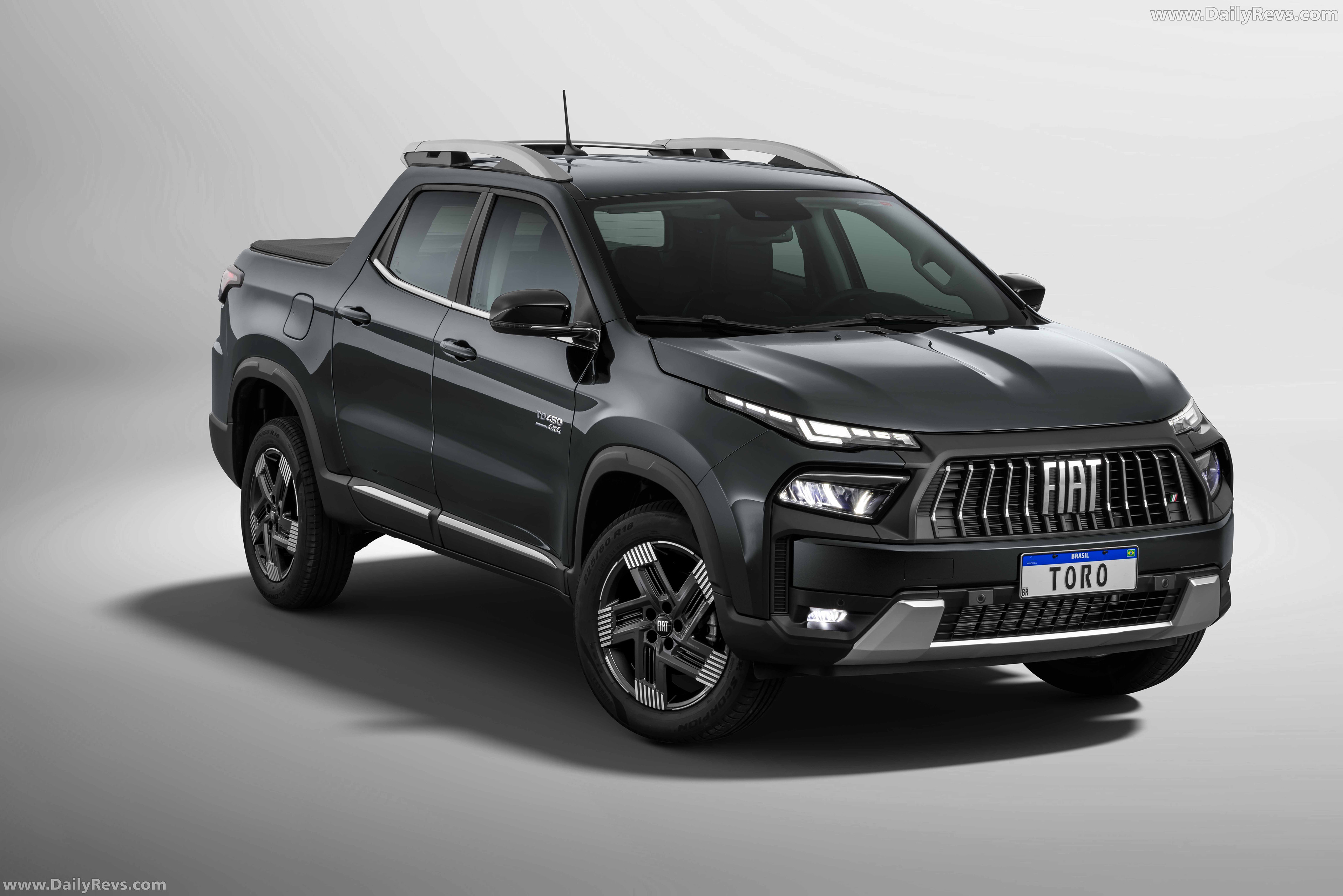 2026 Fiat Toro Volcano Diesel Front View