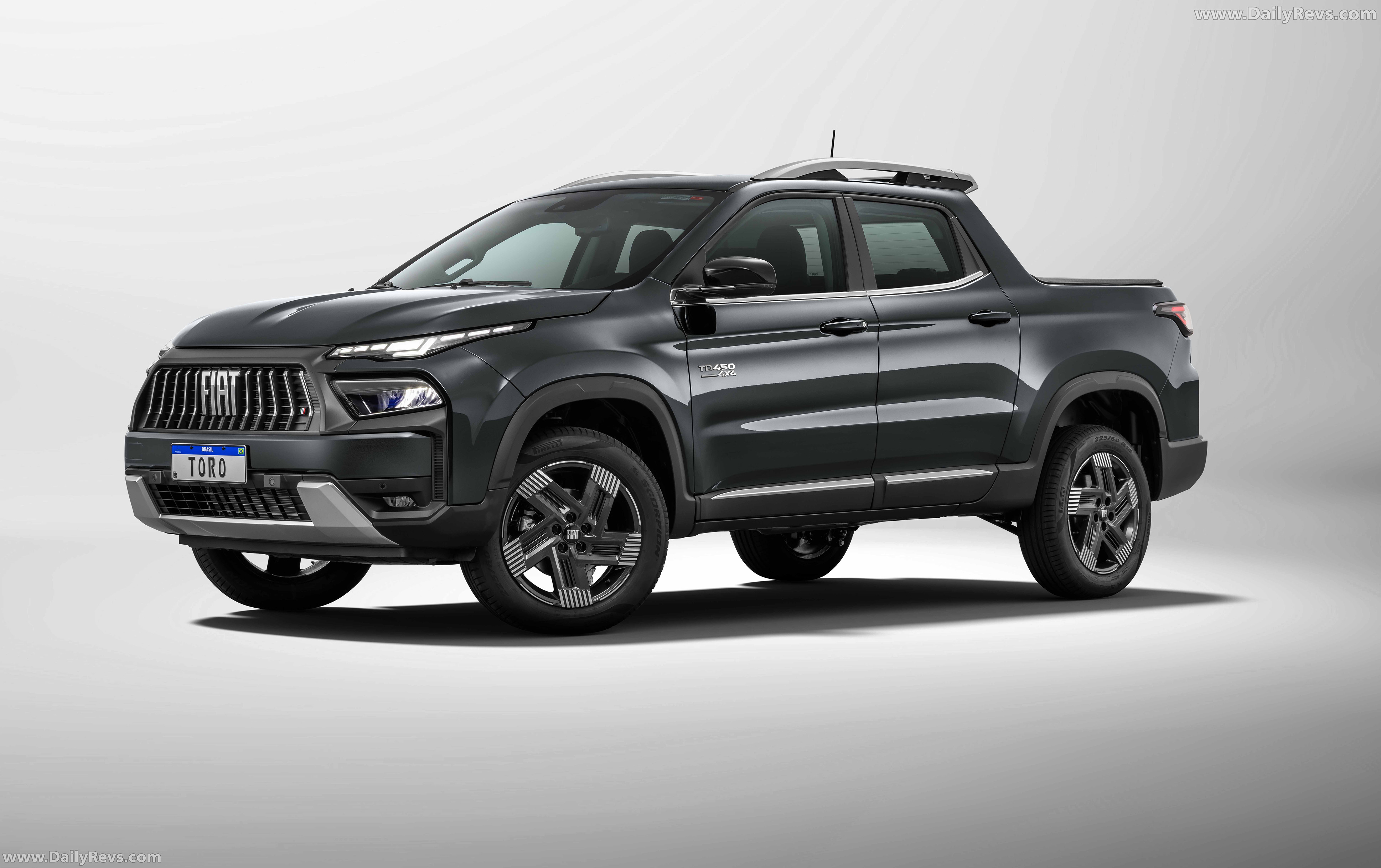 2026 Fiat Toro Volcano Diesel Side View