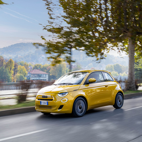 2026 Fiat 500 Hybrid POP Front View