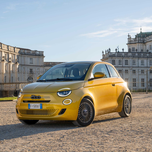 2026 Fiat 500 Hybrid POP Front View