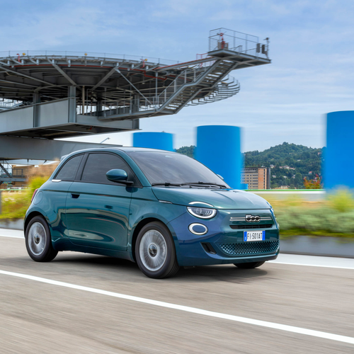 2026 Fiat 500 Hybrid ICON Front View