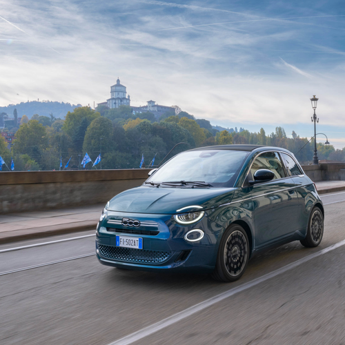 2026 Fiat 500 Hybrid ICON Front View