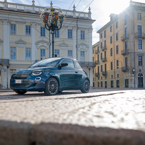 2026 Fiat 500 Hybrid ICON Front View
