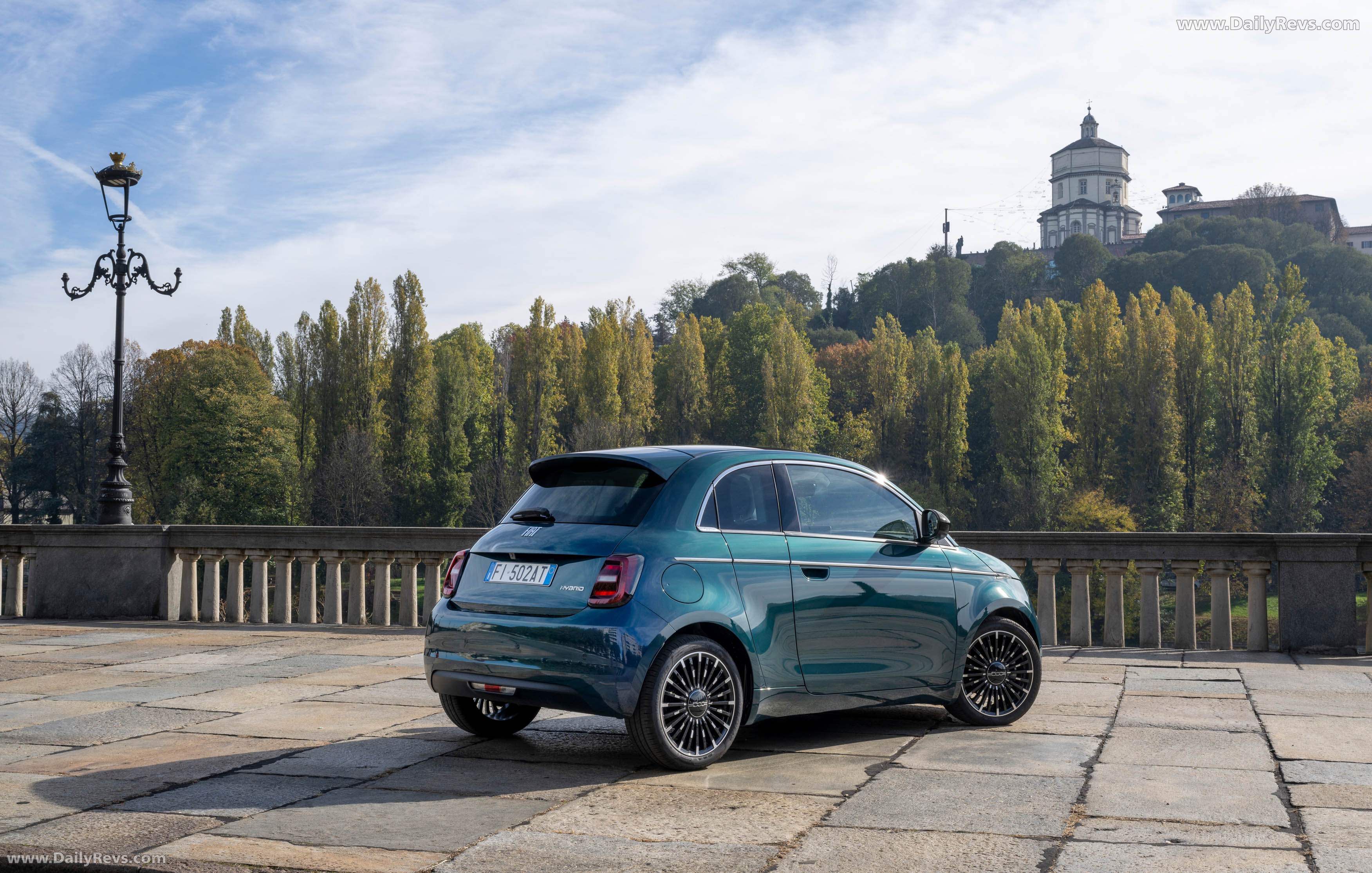 2026 Fiat 500 Hybrid ICON Rear View