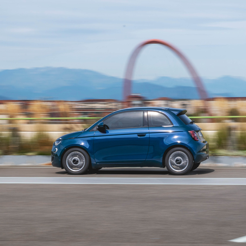 2026 Fiat 500 Hybrid ICON Side View
