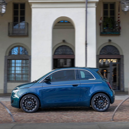 2026 Fiat 500 Hybrid ICON Side View