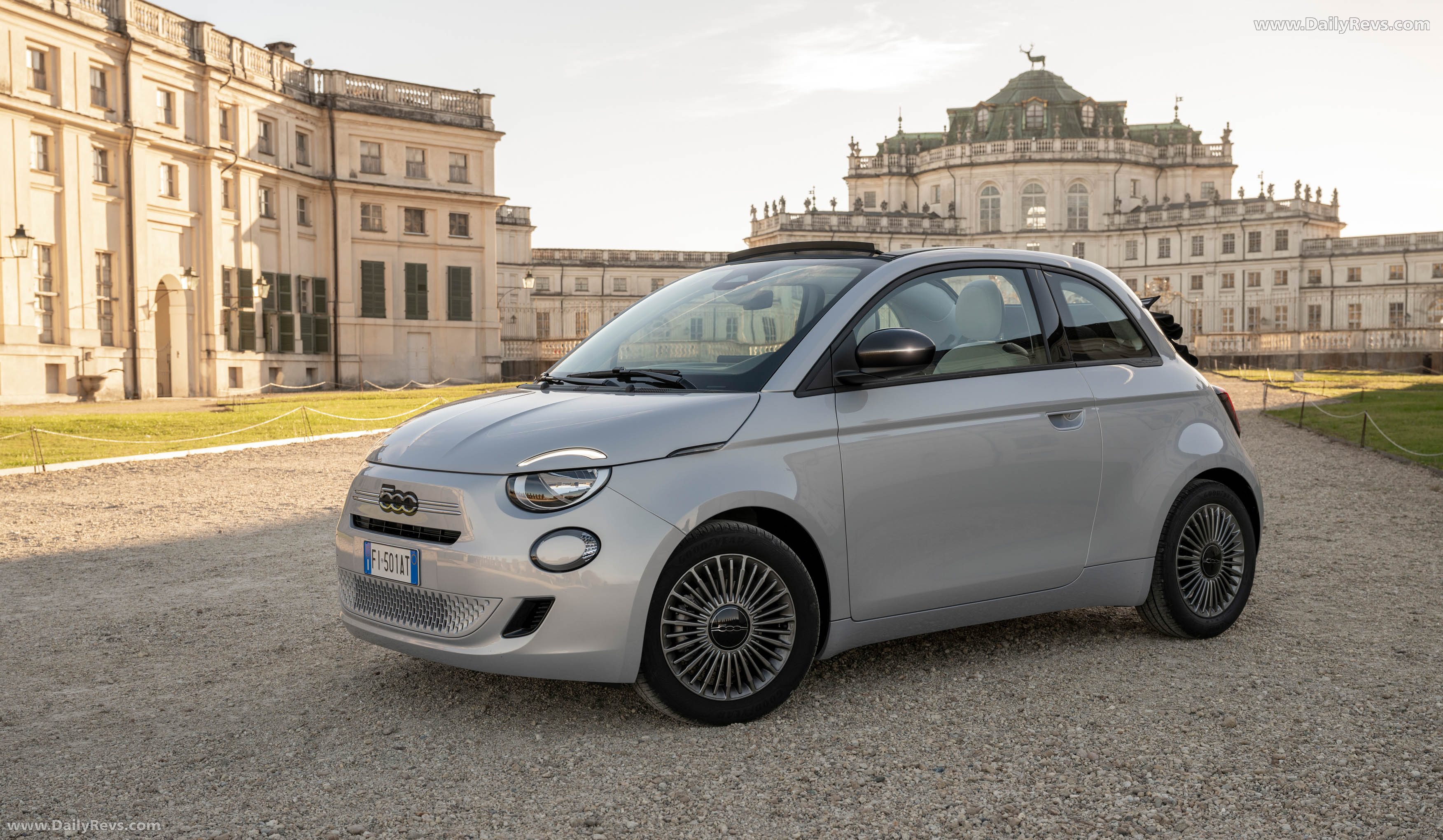 2026 Fiat 500 Hybrid La Prima Review Premium Design Features 