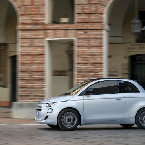 2026 Fiat 500 Hybrid La Prima Side View