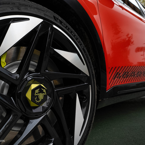 2025 Fiat Abarth 600e Competizione Exterior