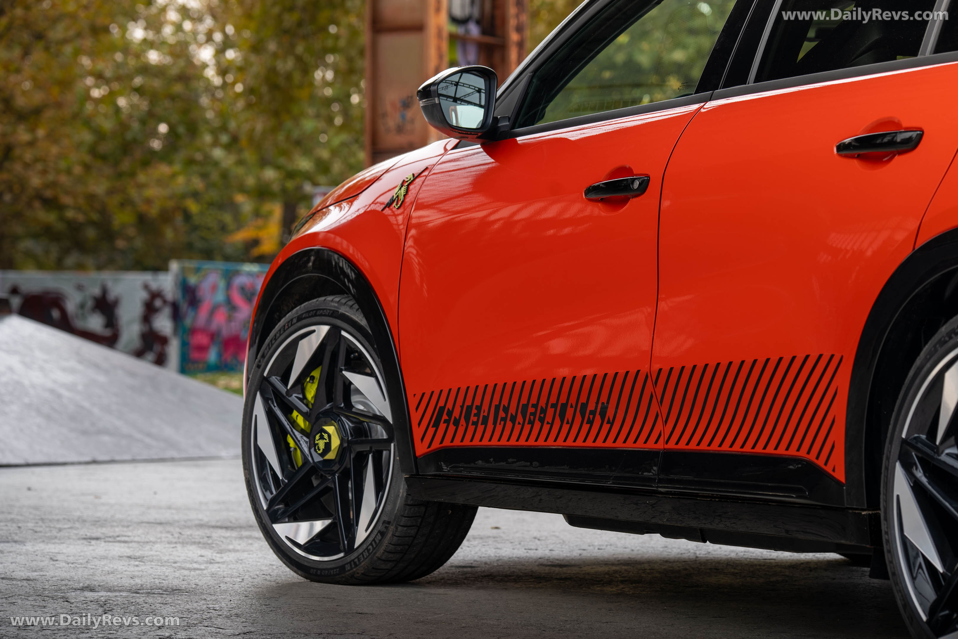 2025 Fiat Abarth 600e Competizione Exterior
