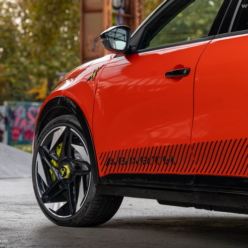 2025 Fiat Abarth 600e Competizione Exterior