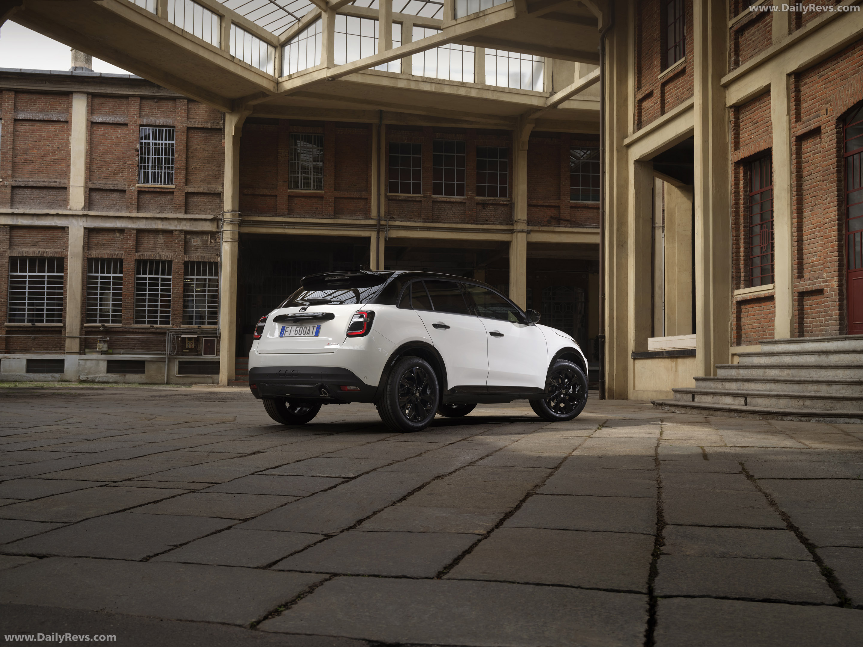 2026 Fiat 600 Street Launch Edition Rear View