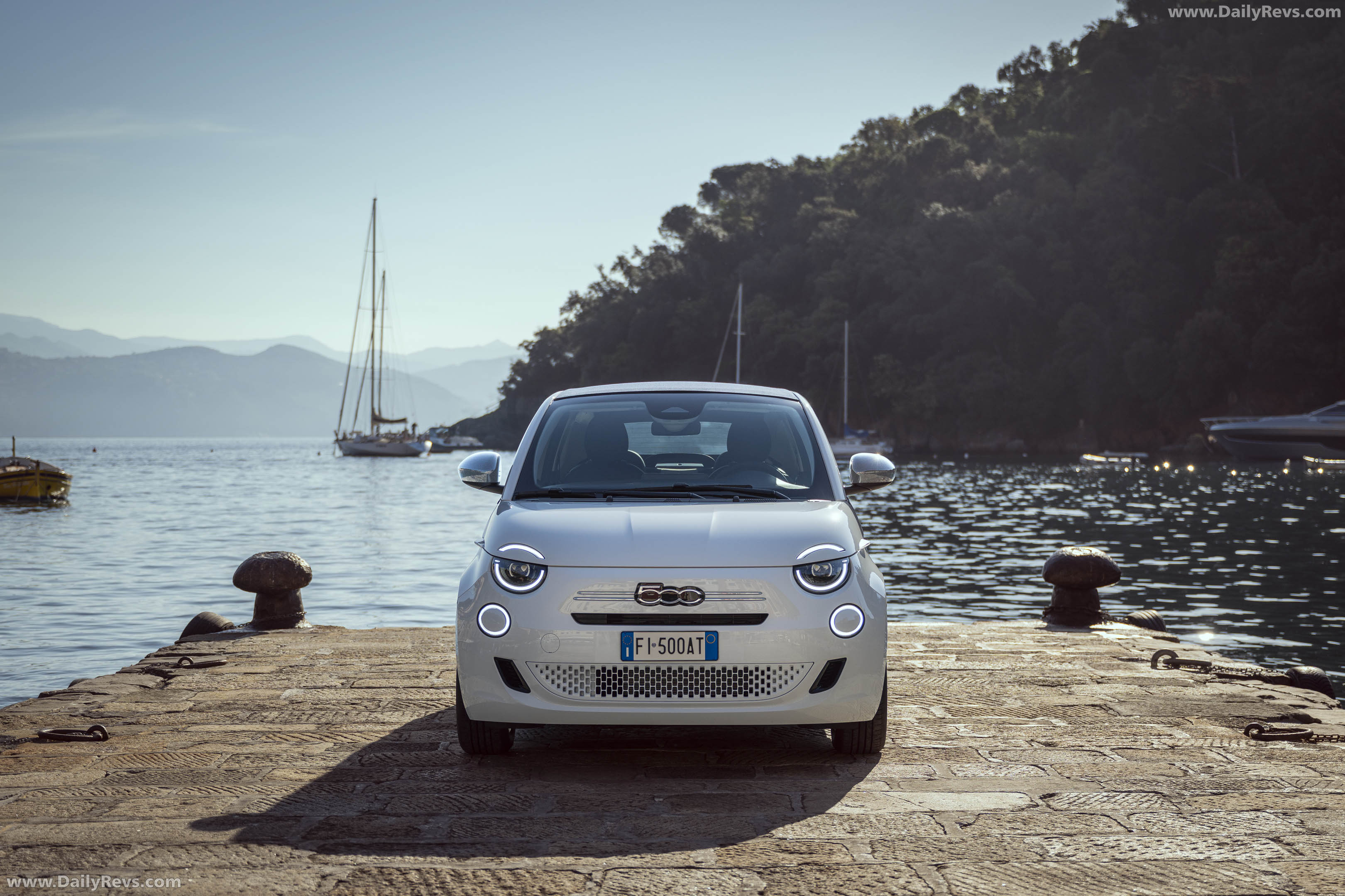 2026 Fiat 500 Dolcevita Front View