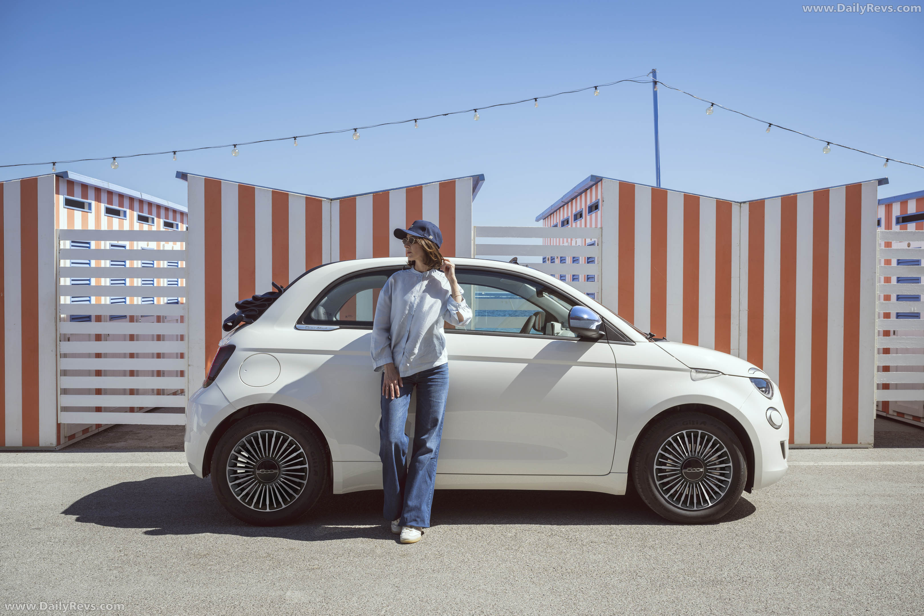 2026 Fiat 500 Dolcevita Side View