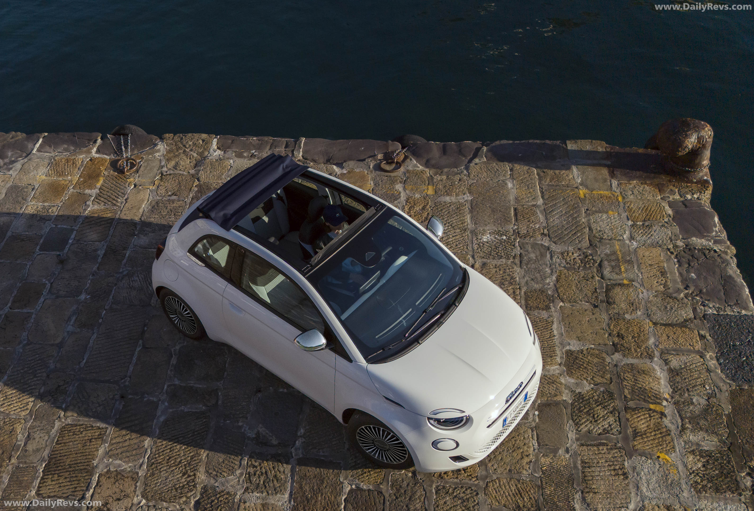2026 Fiat 500 Dolcevita Top View
