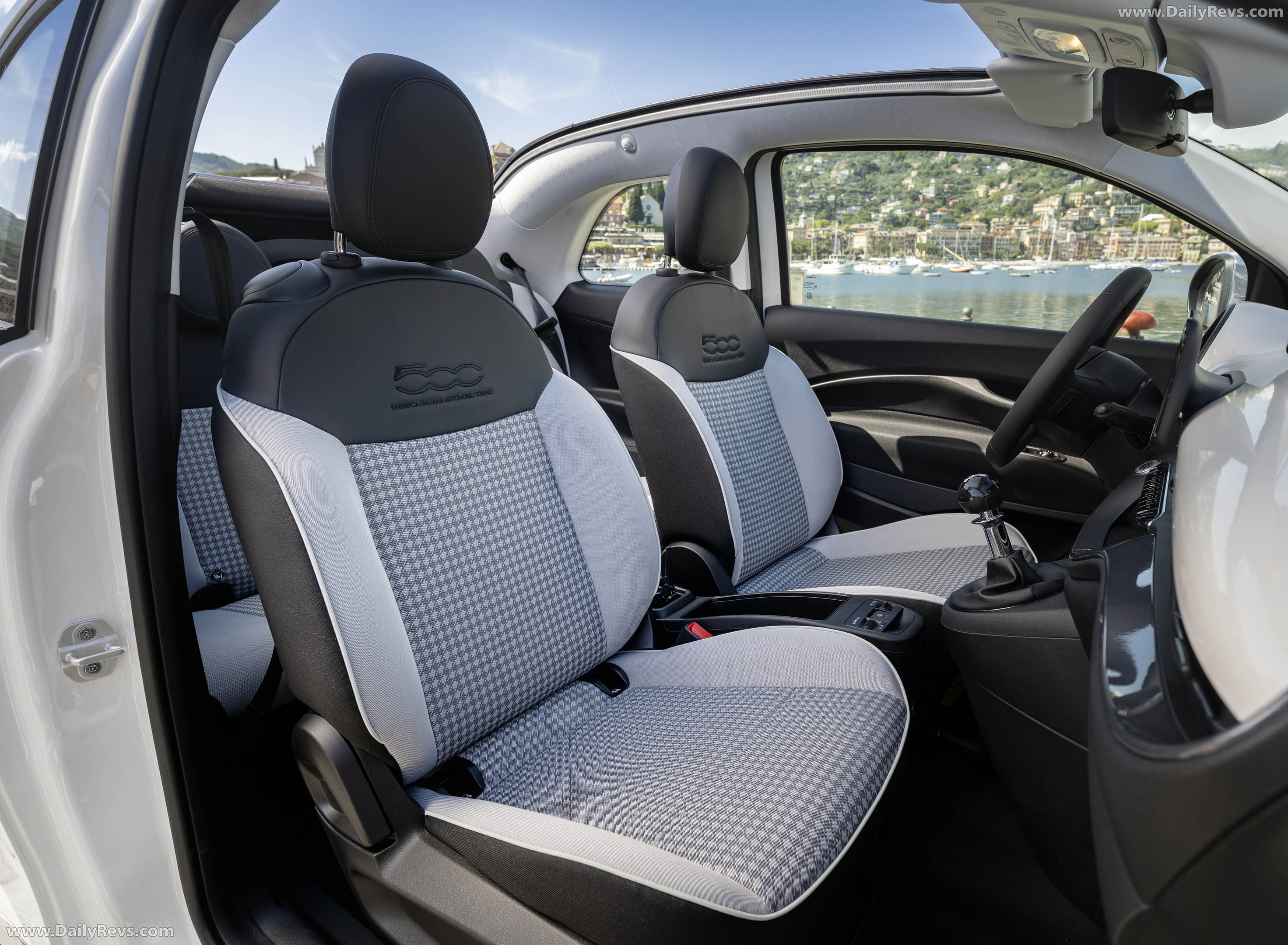 2026 Fiat 500 Dolcevita Interior