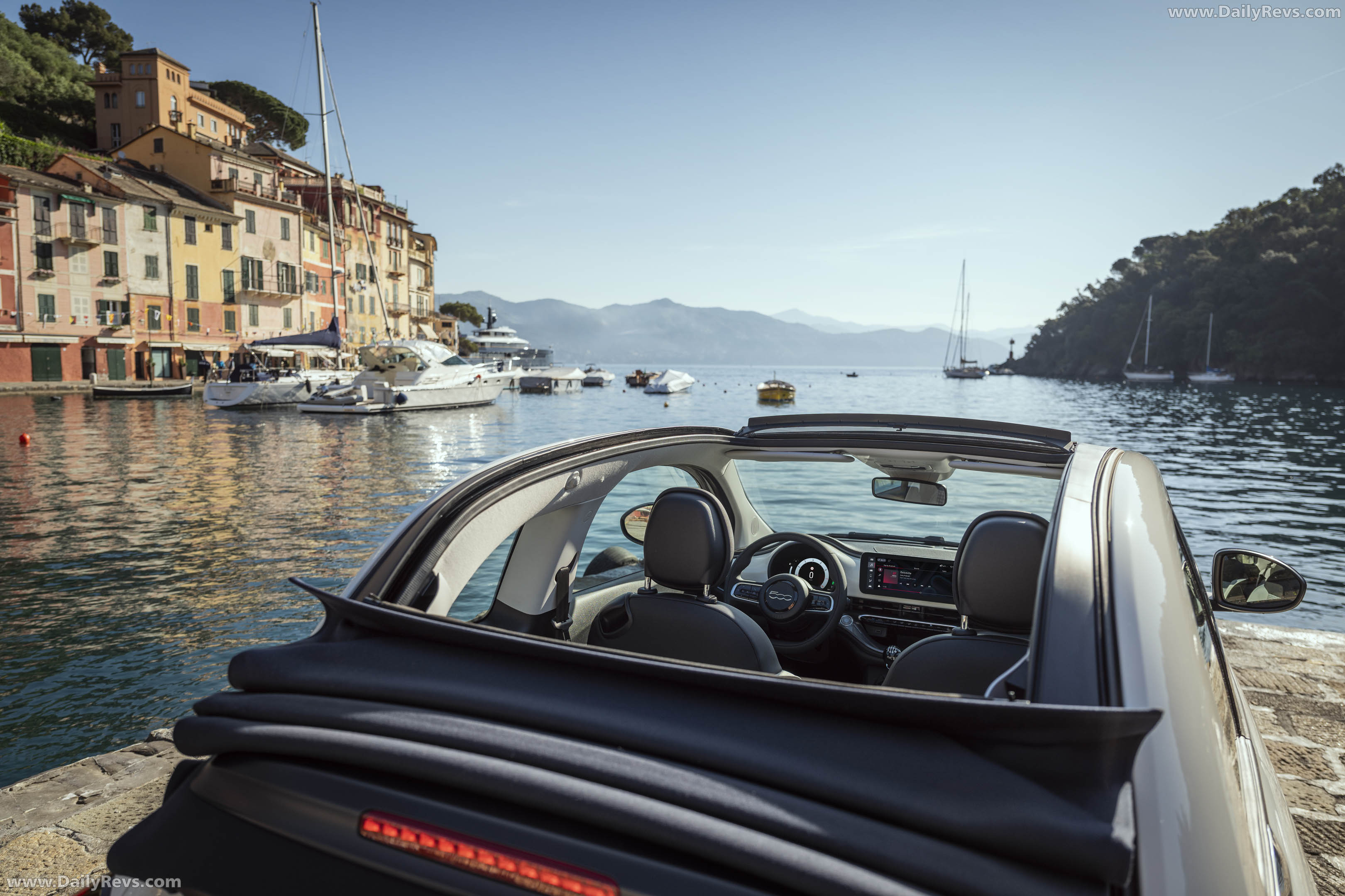 2026 Fiat 500 Dolcevita Interior