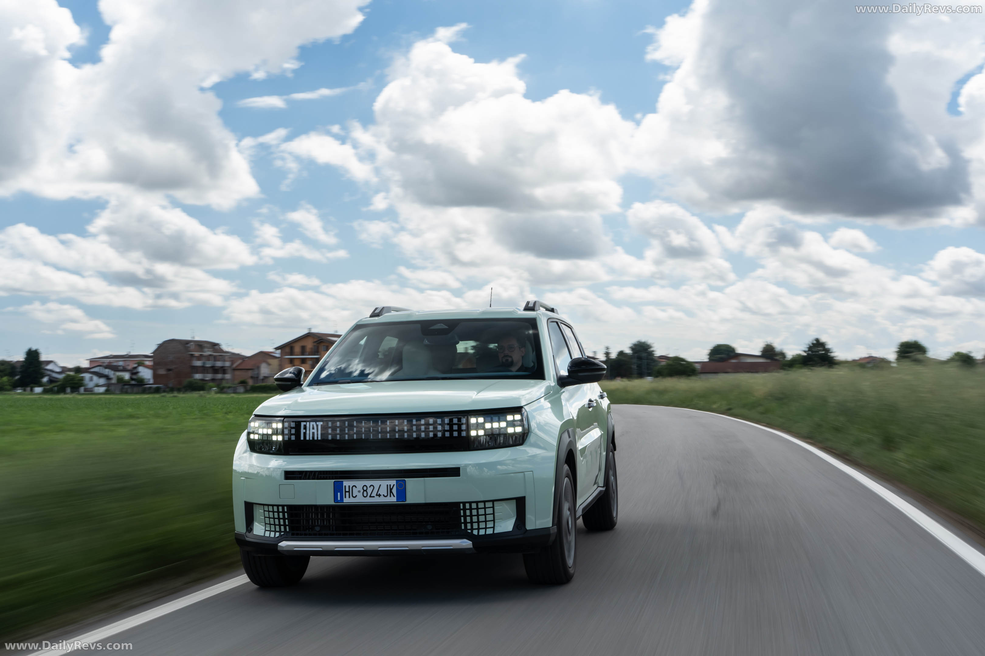 2026 Fiat Grande Panda Turbo 100 Front View