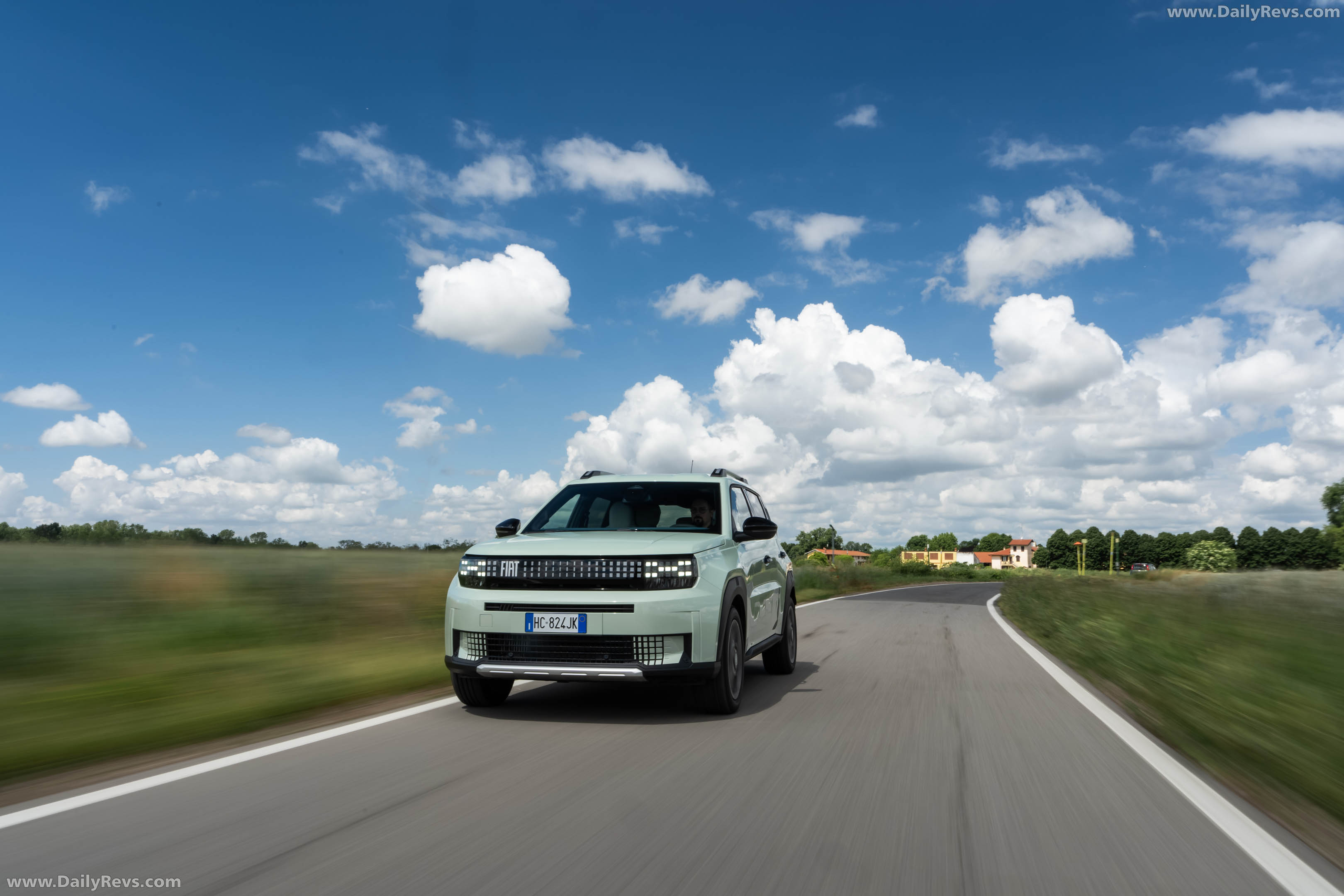 2026 Fiat Grande Panda Turbo 100 Front View