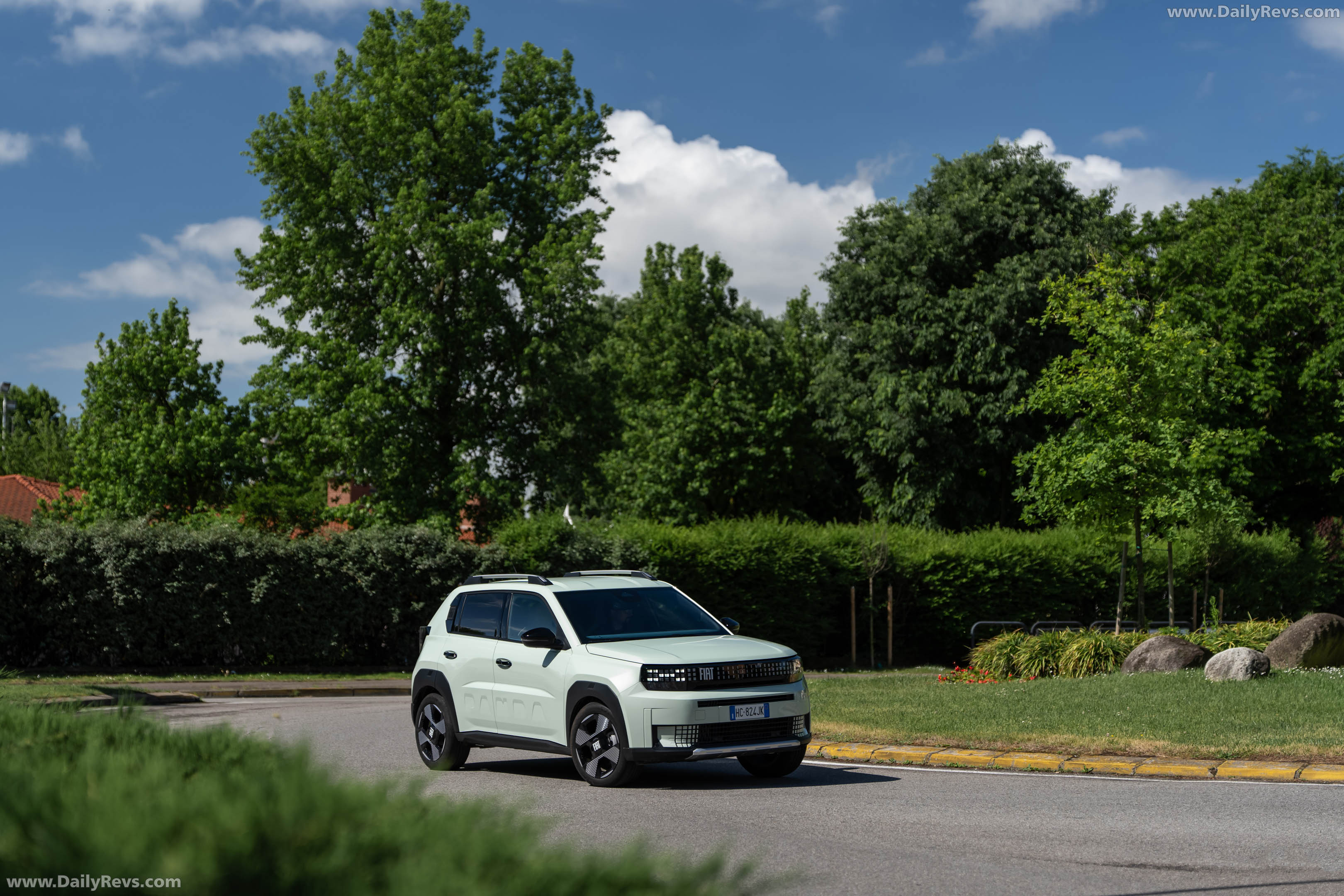 2026 Fiat Grande Panda Turbo 100 Front View