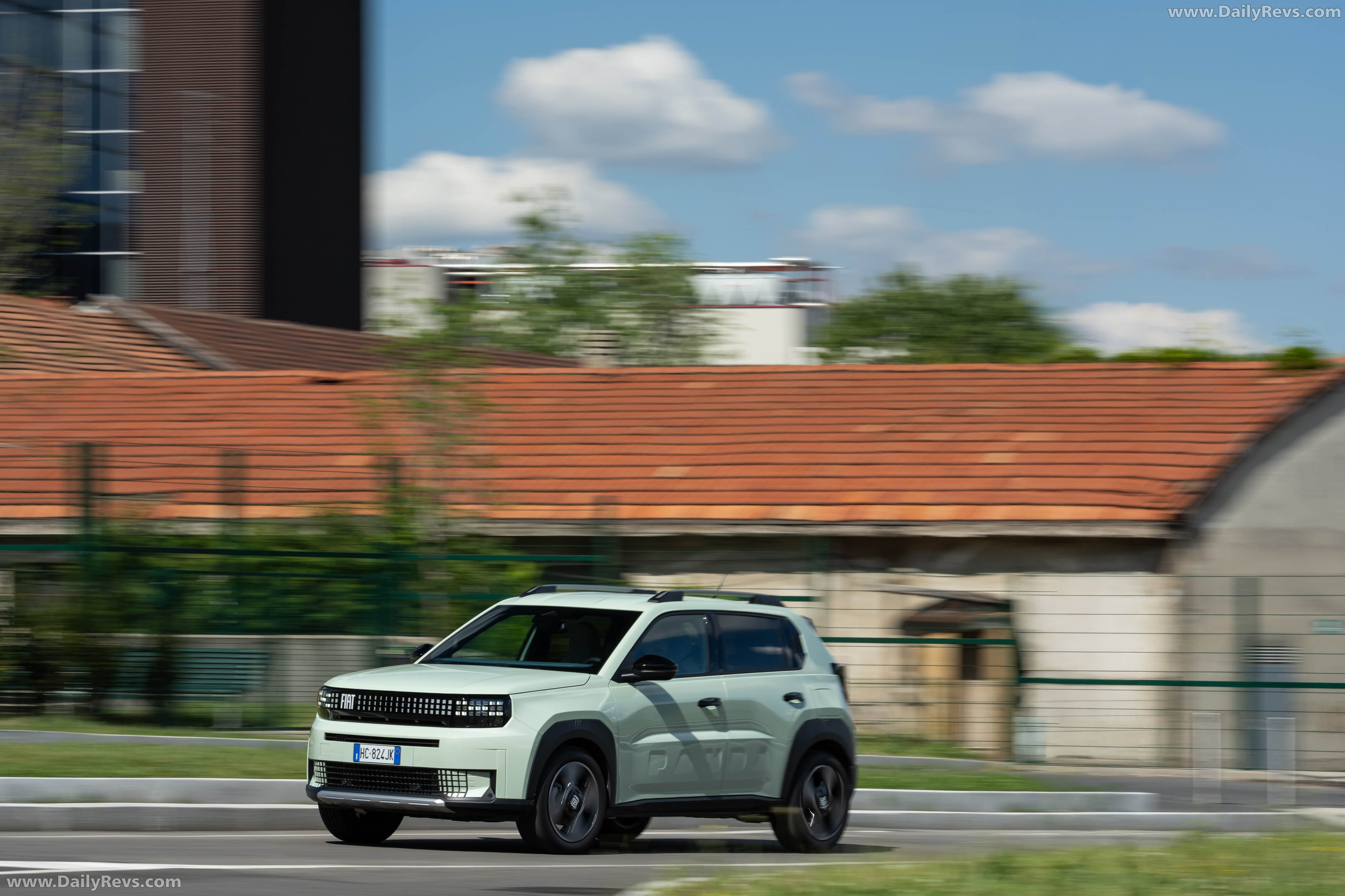 2026 Fiat Grande Panda Turbo 100 Front View