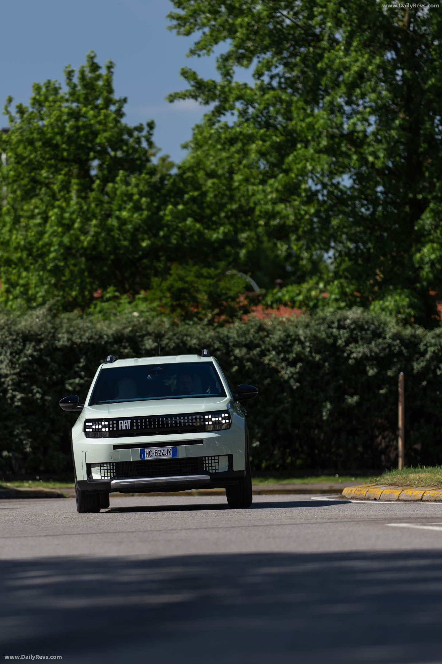 2026 Fiat Grande Panda Turbo 100 Front View