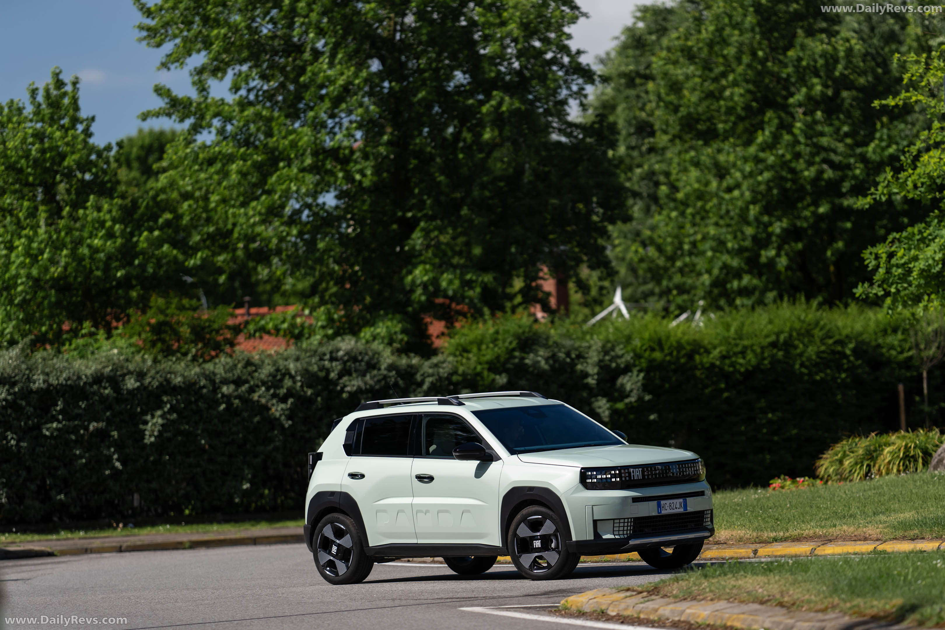 2026 Fiat Grande Panda Turbo 100 Front View