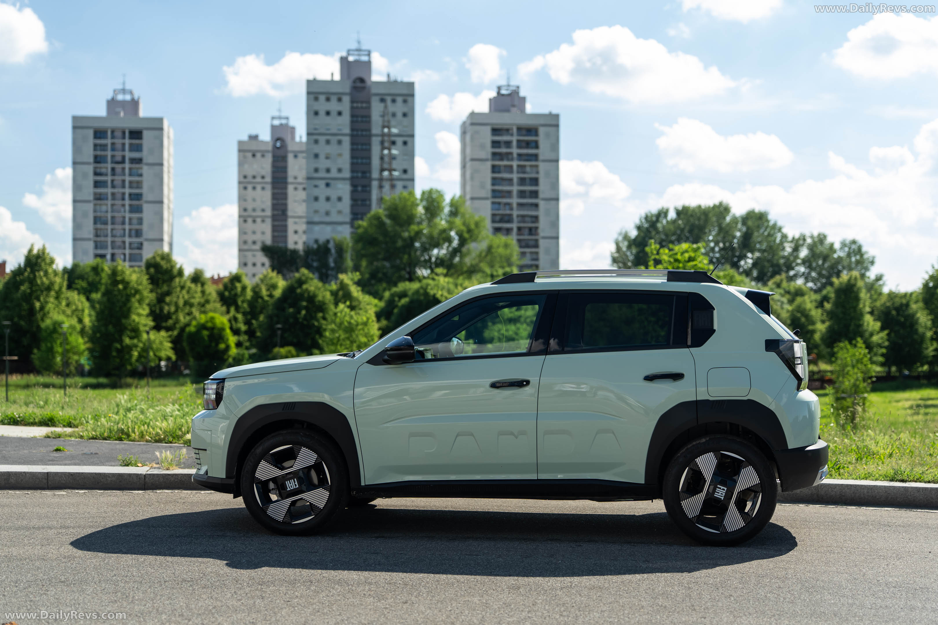2026 Fiat Grande Panda Turbo 100 Side View