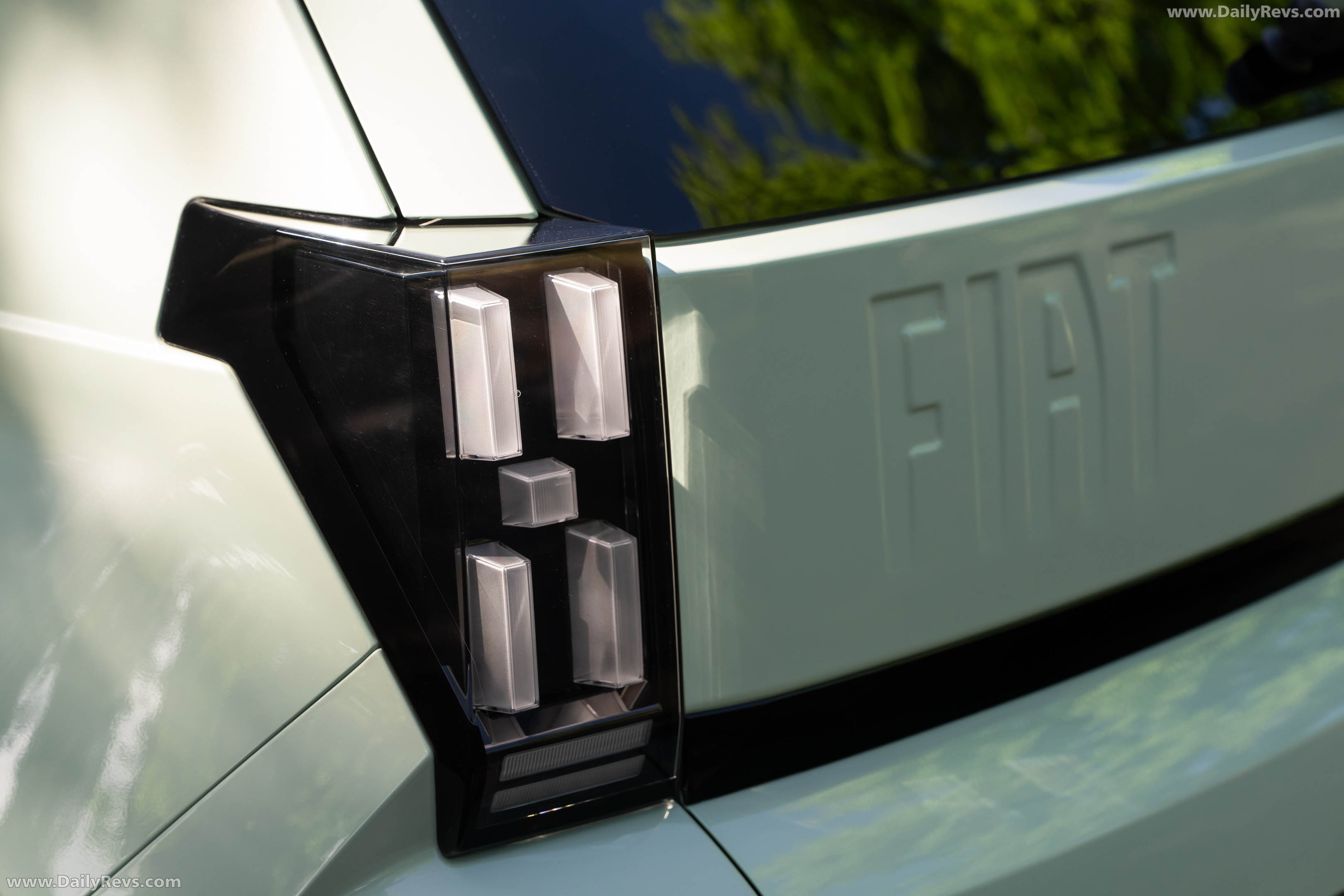 2026 Fiat Grande Panda Turbo 100 Exterior