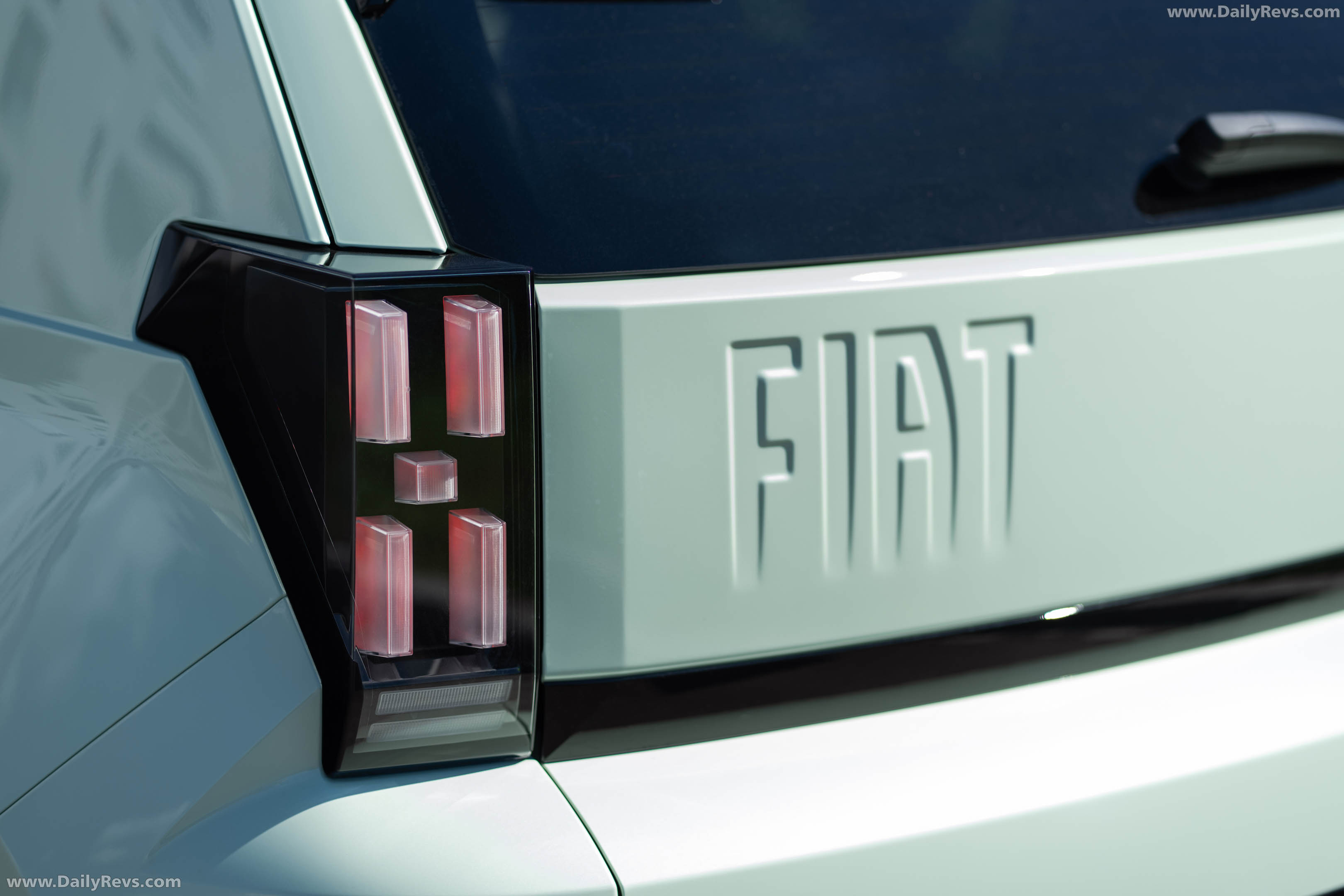 2026 Fiat Grande Panda Turbo 100 Exterior
