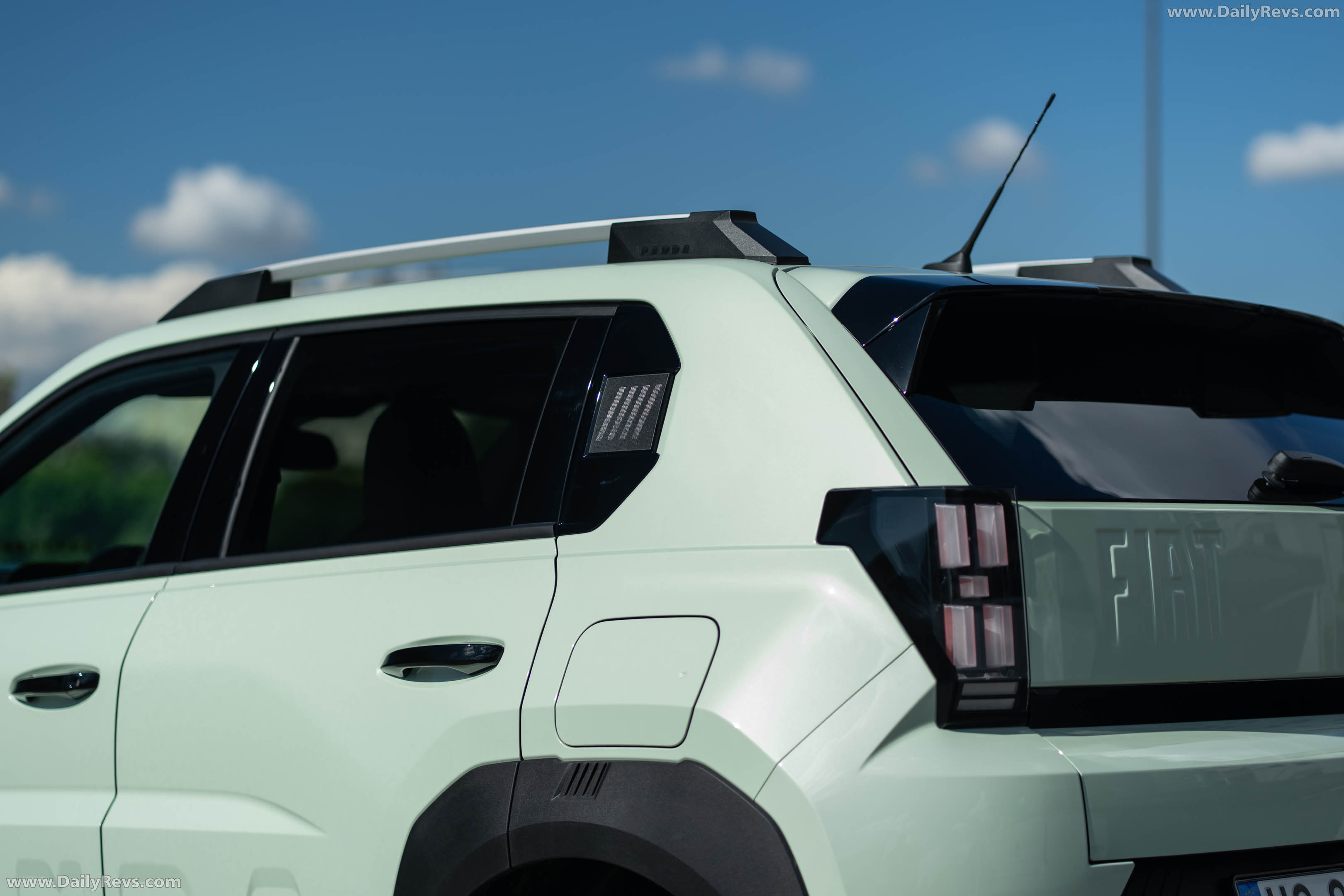 2026 Fiat Grande Panda Turbo 100 Exterior