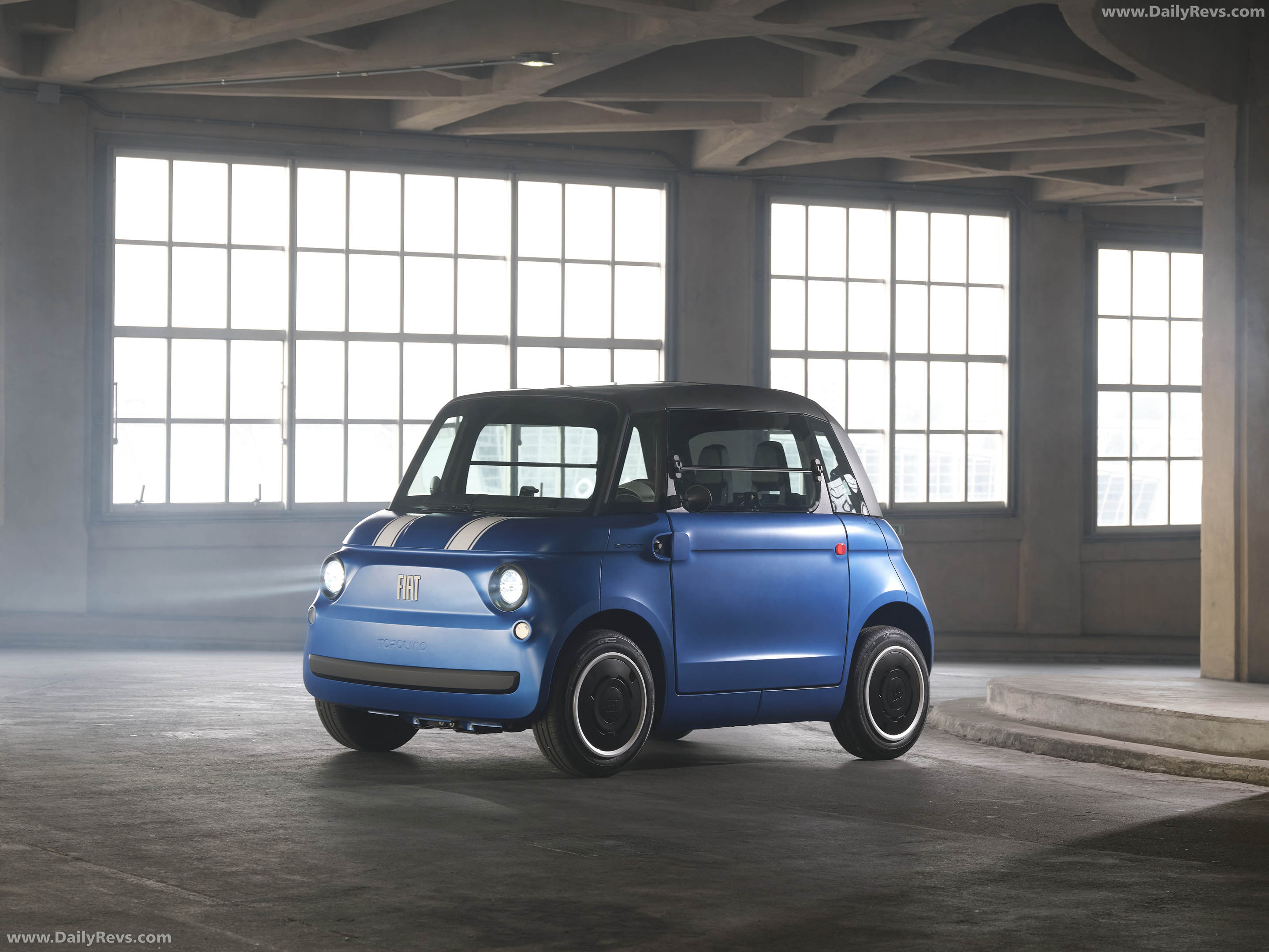 2026 Fiat Topolino Sport Front View