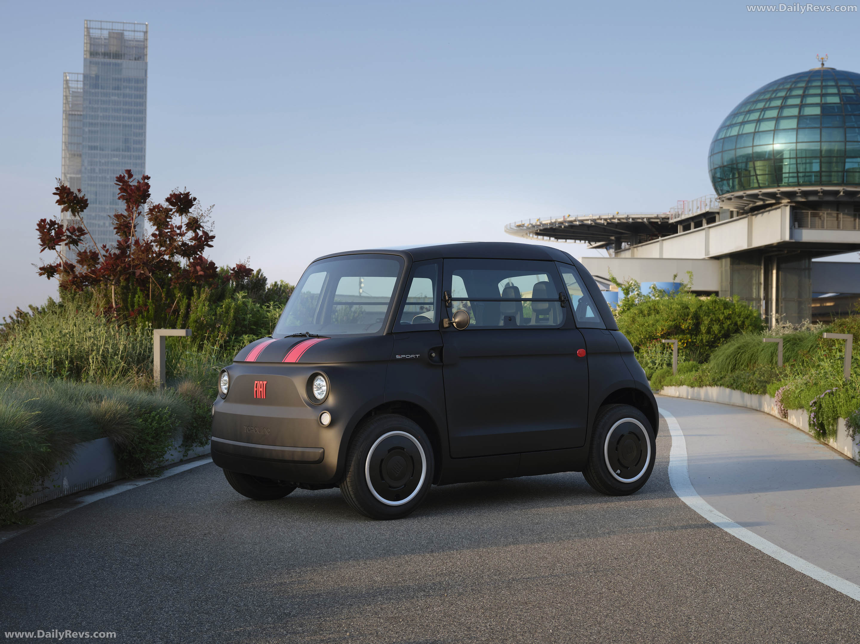 2026 Fiat Topolino Sport Side View