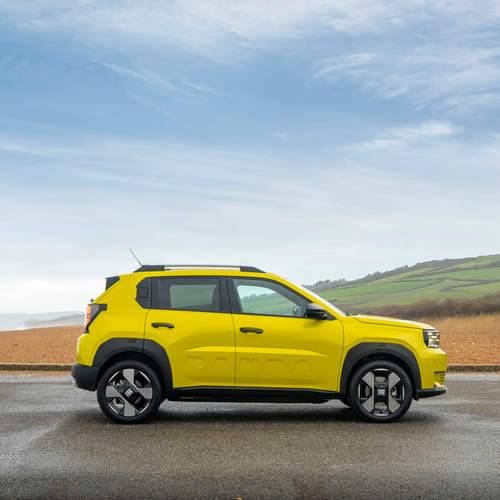 2025 Fiat Grande Panda La Prima UK Version Side View