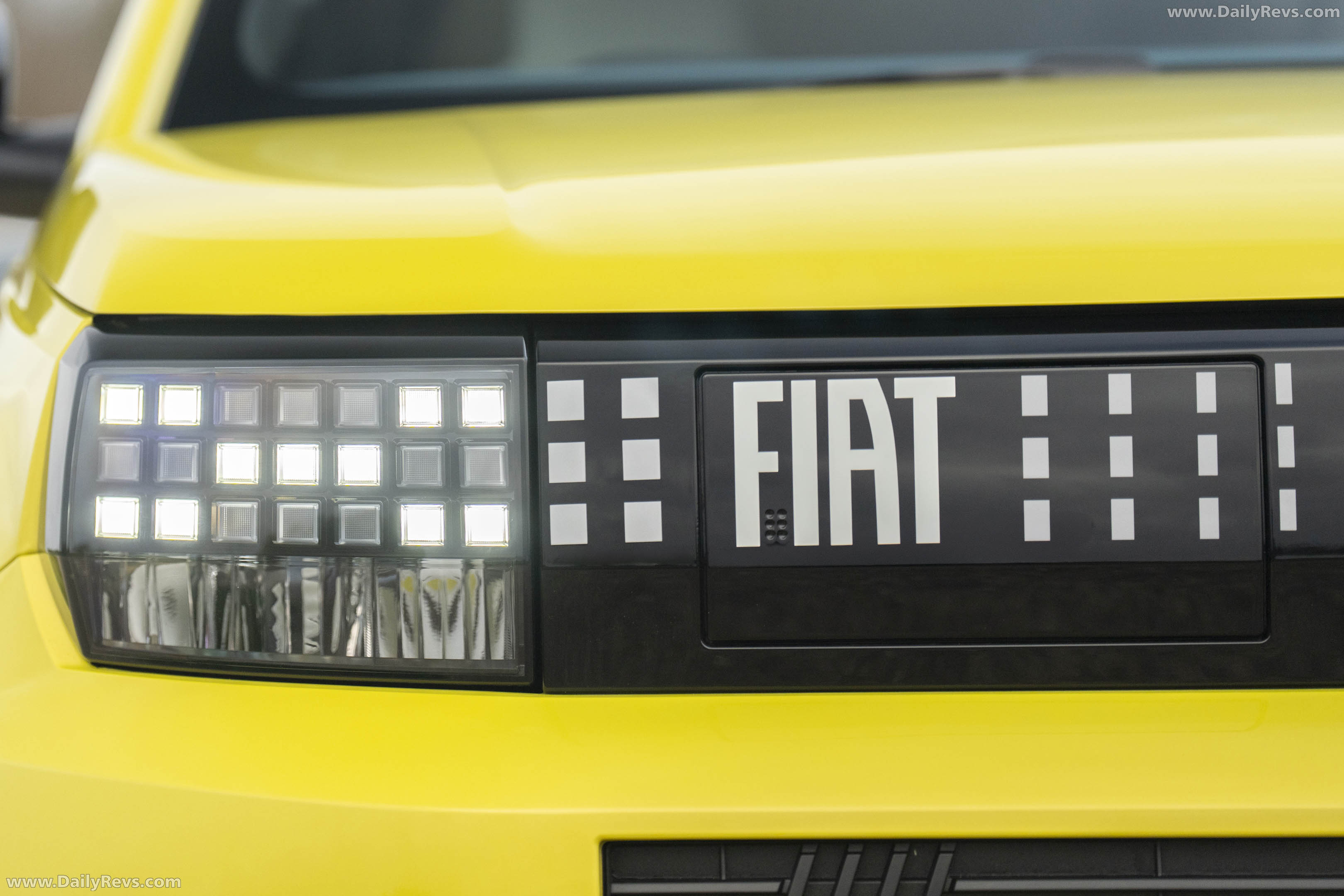 2025 Fiat Grande Panda La Prima UK Version Exterior