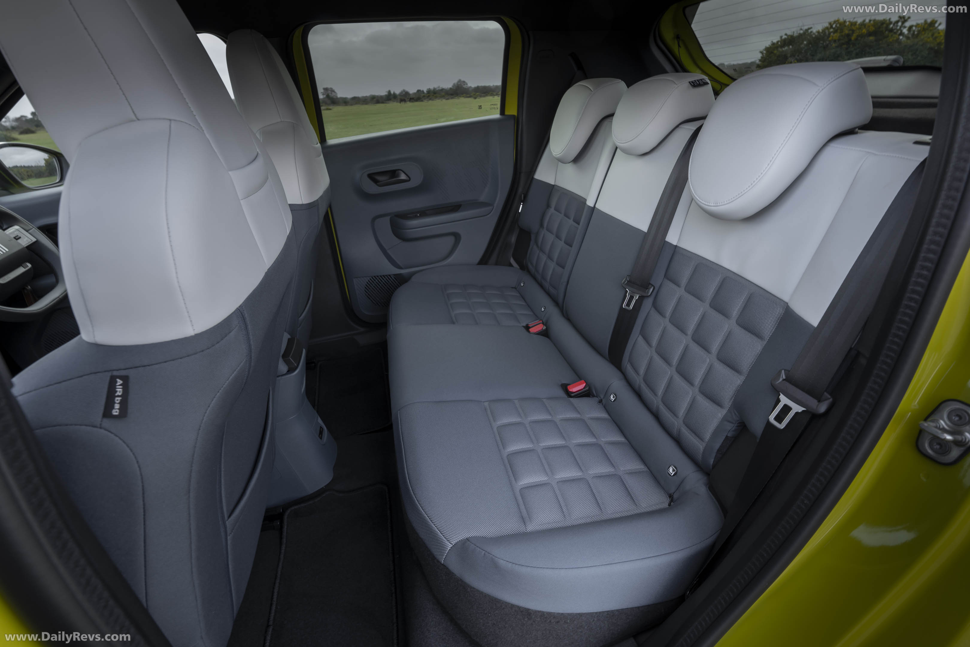 2025 Fiat Grande Panda La Prima UK Version Interior