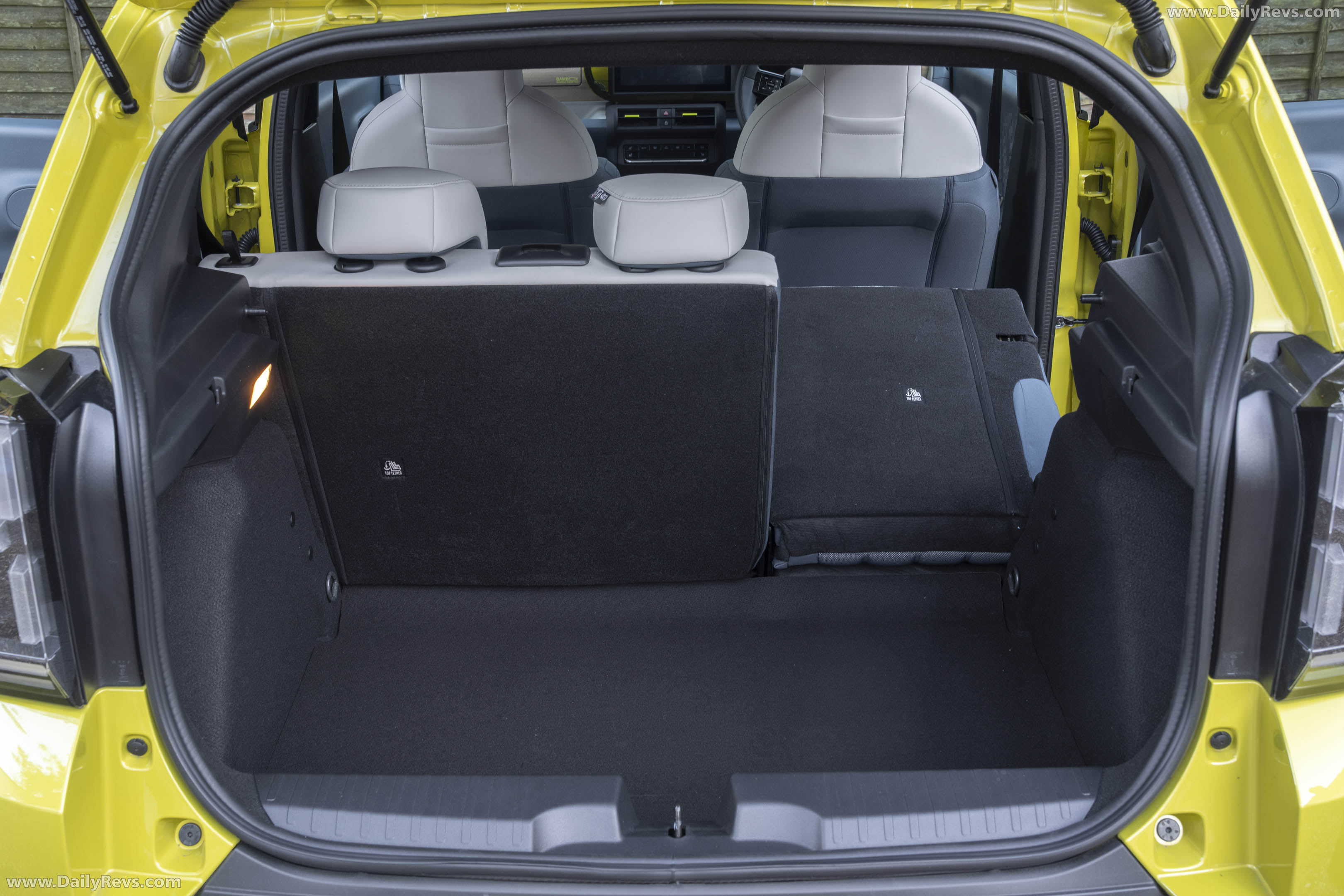 2025 Fiat Grande Panda La Prima UK Version Interior