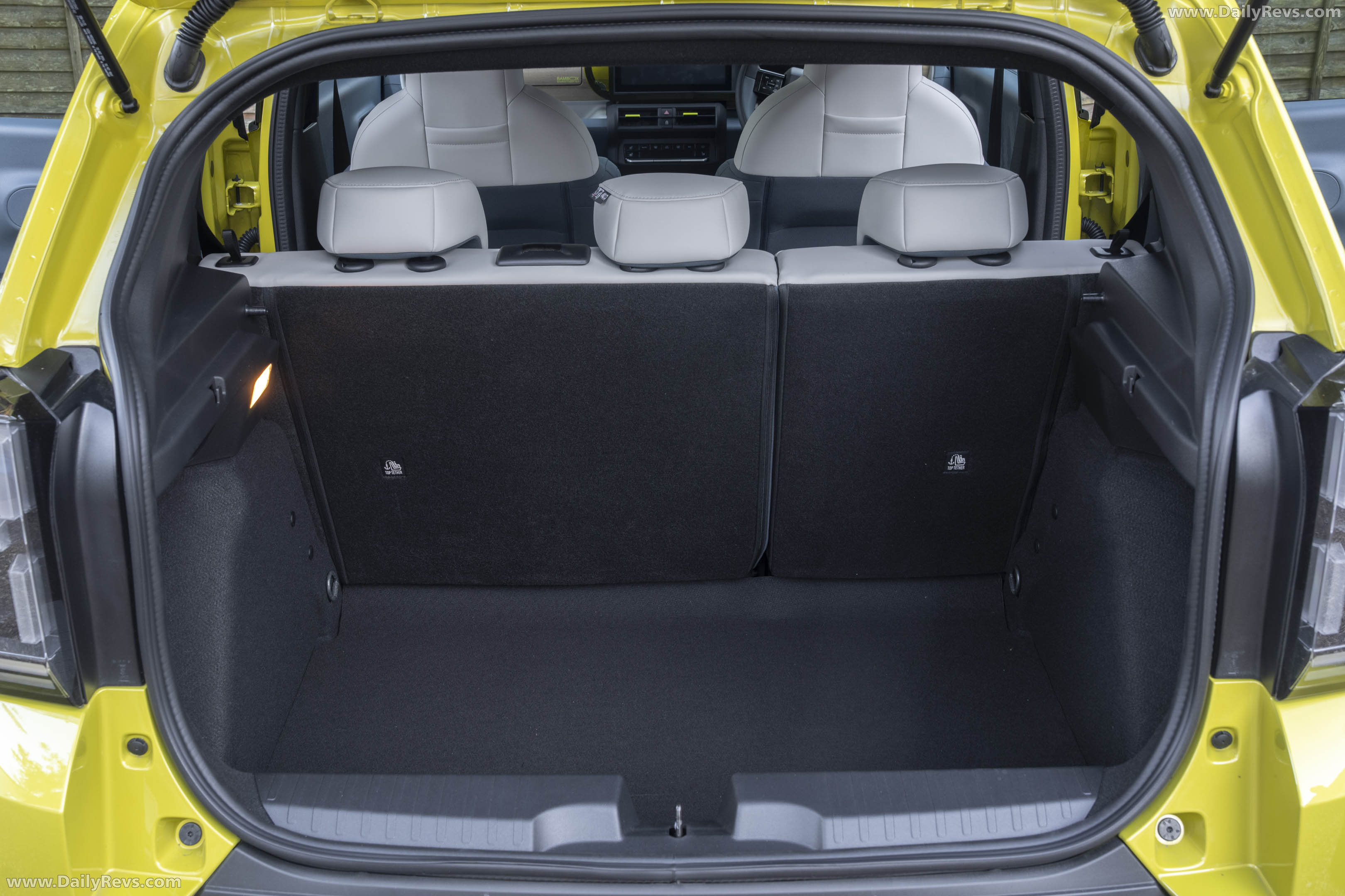 2025 Fiat Grande Panda La Prima UK Version Interior