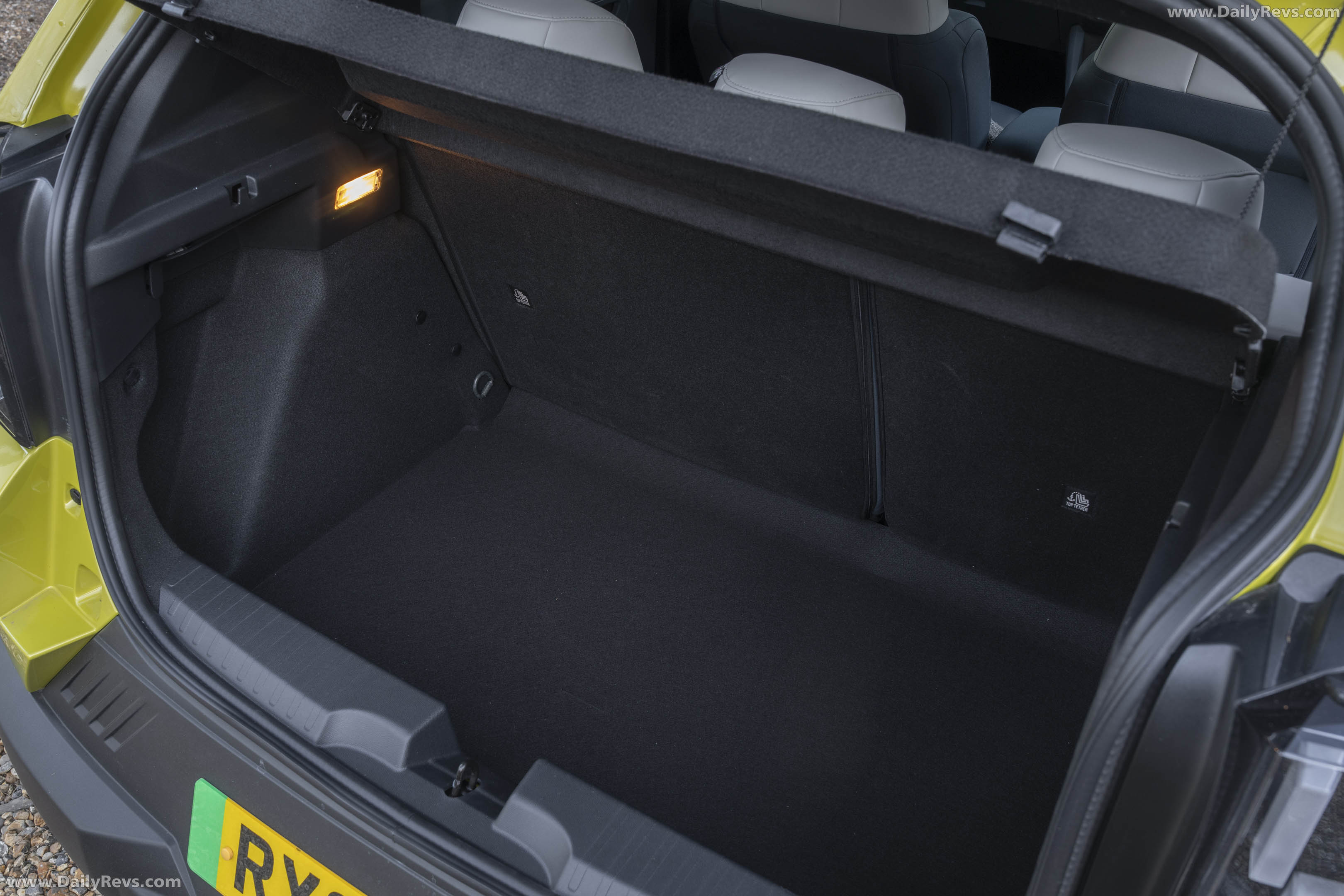 2025 Fiat Grande Panda La Prima UK Version Interior