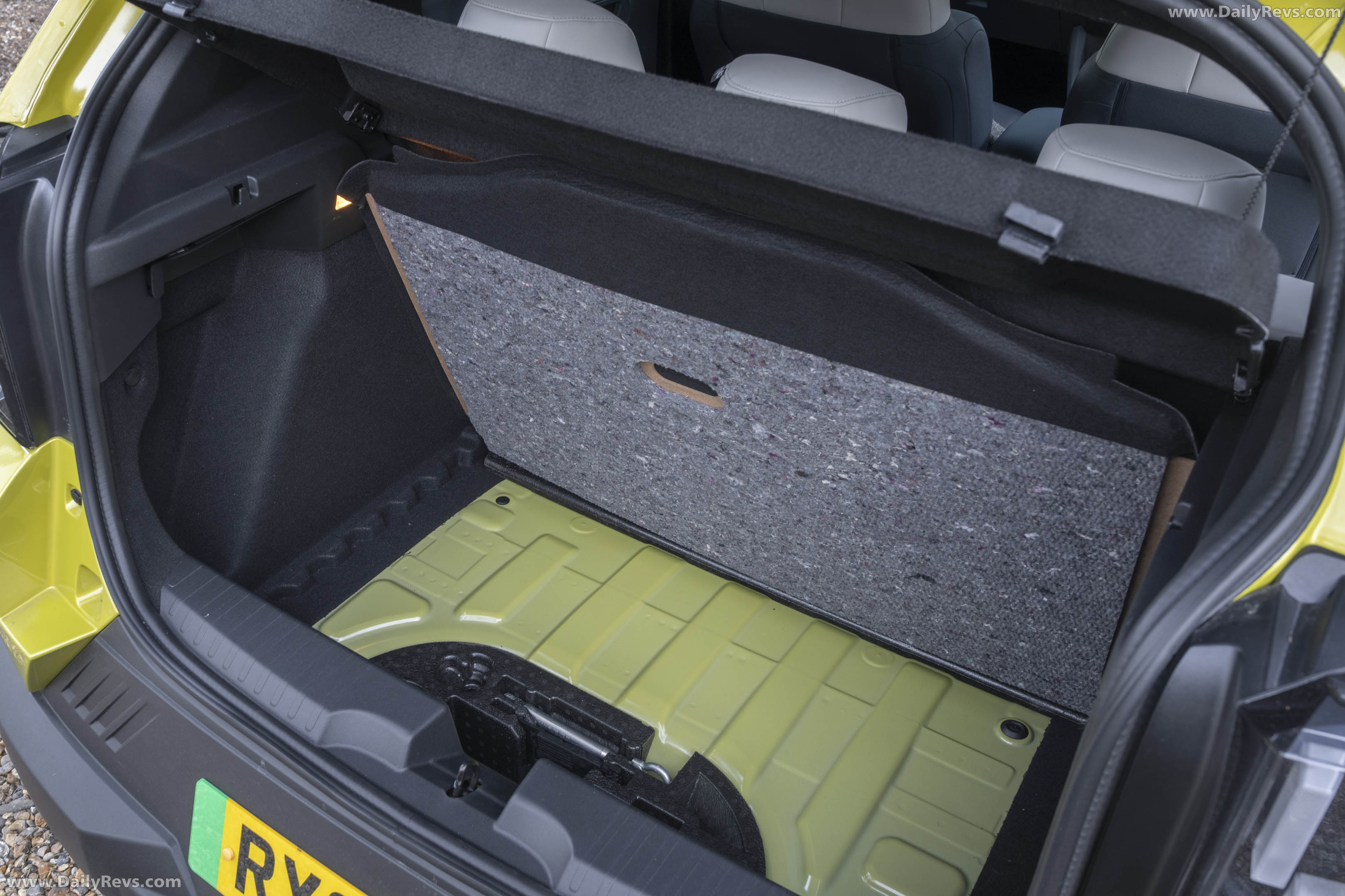 2025 Fiat Grande Panda La Prima UK Version Interior