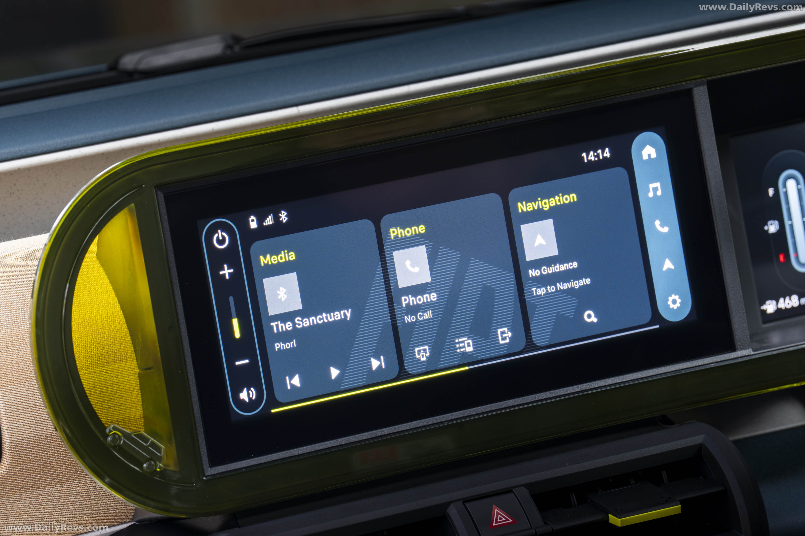 2025 Fiat Grande Panda La Prima UK Version Interior