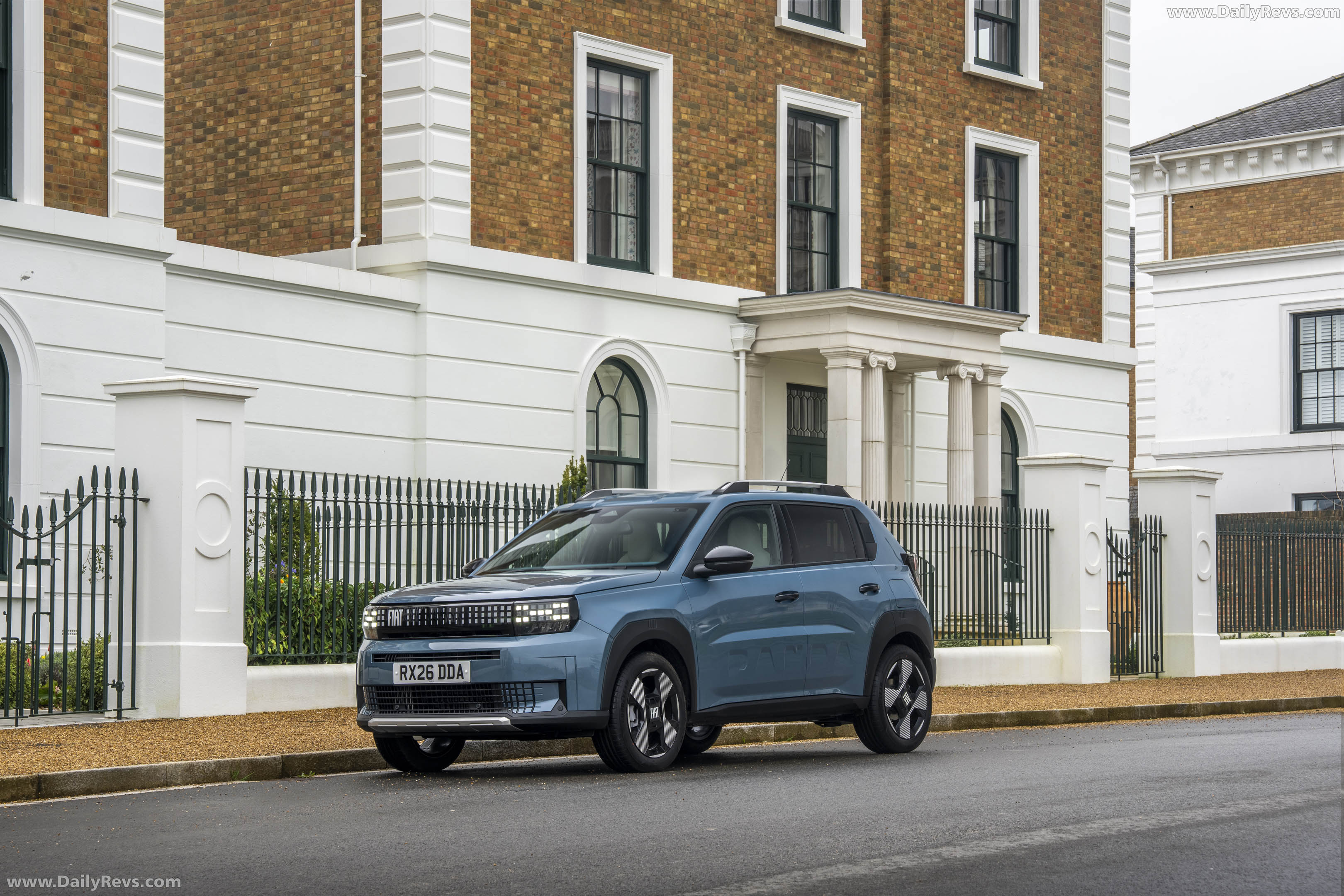 2025 Fiat Panda Hybrid La Prima UK Version Front View