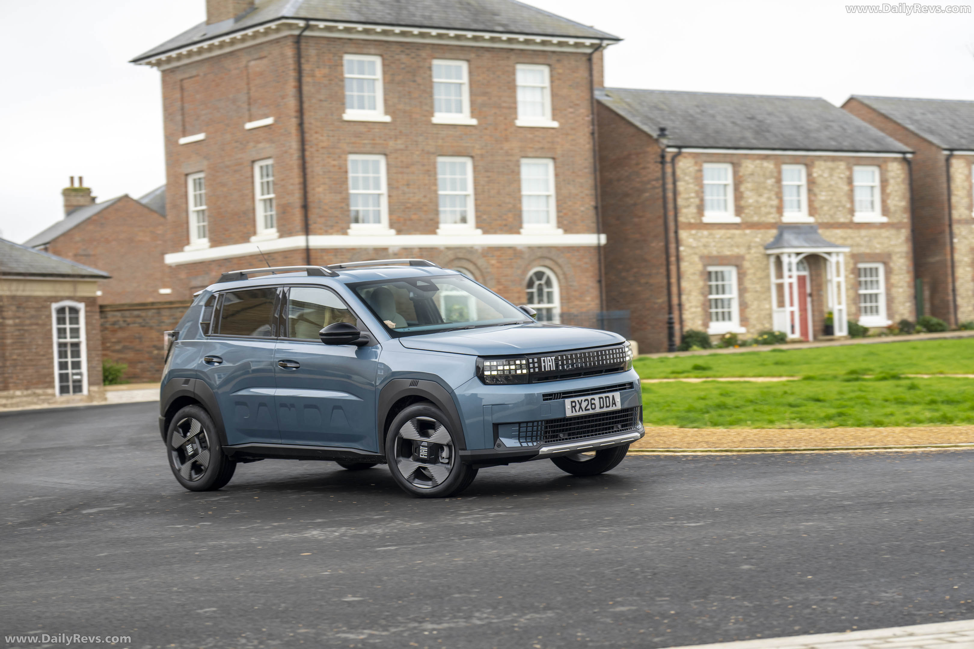 2025 Fiat Panda Hybrid La Prima UK Version Front View