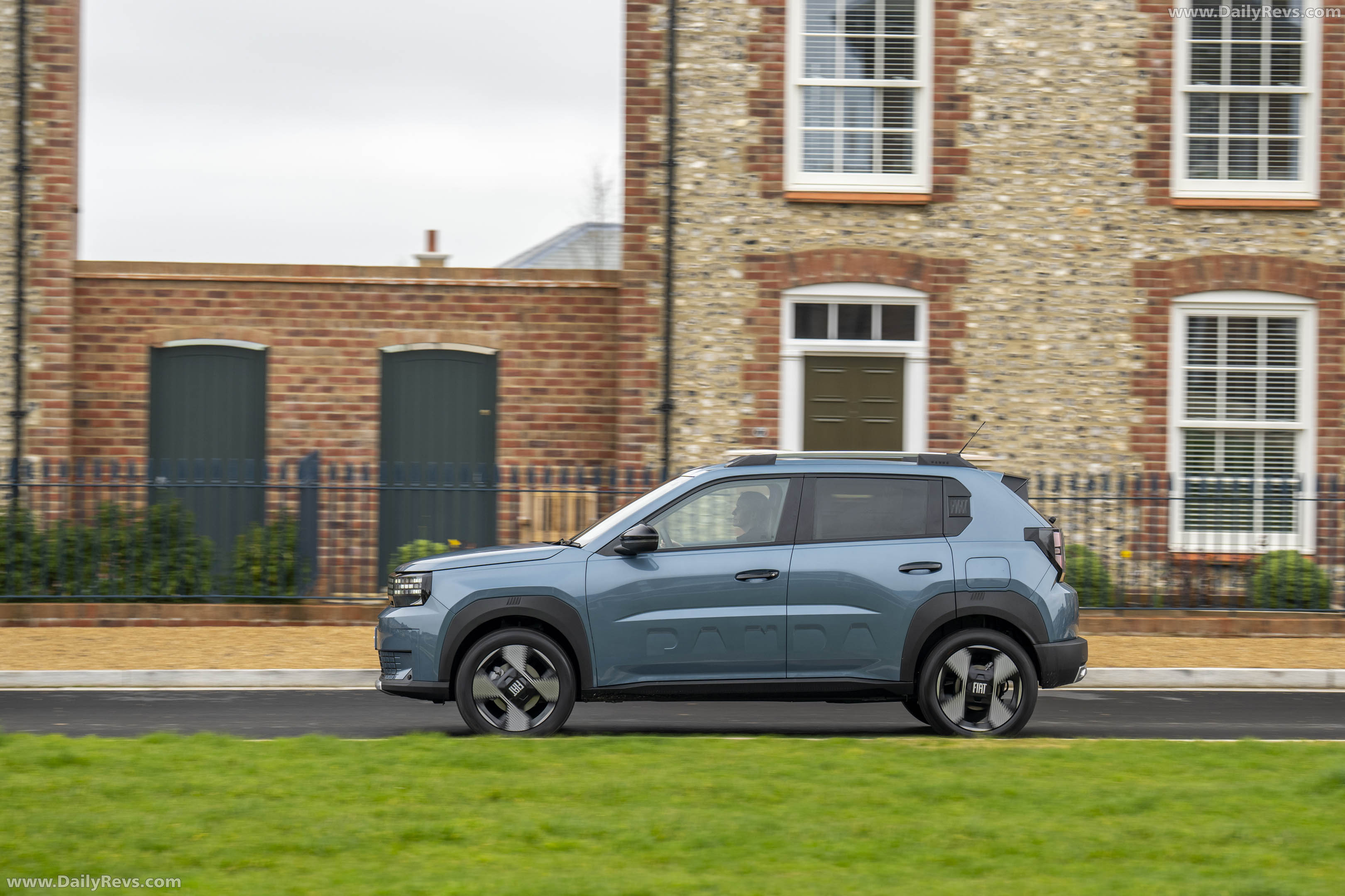 2025 Fiat Panda Hybrid La Prima UK Version Side View