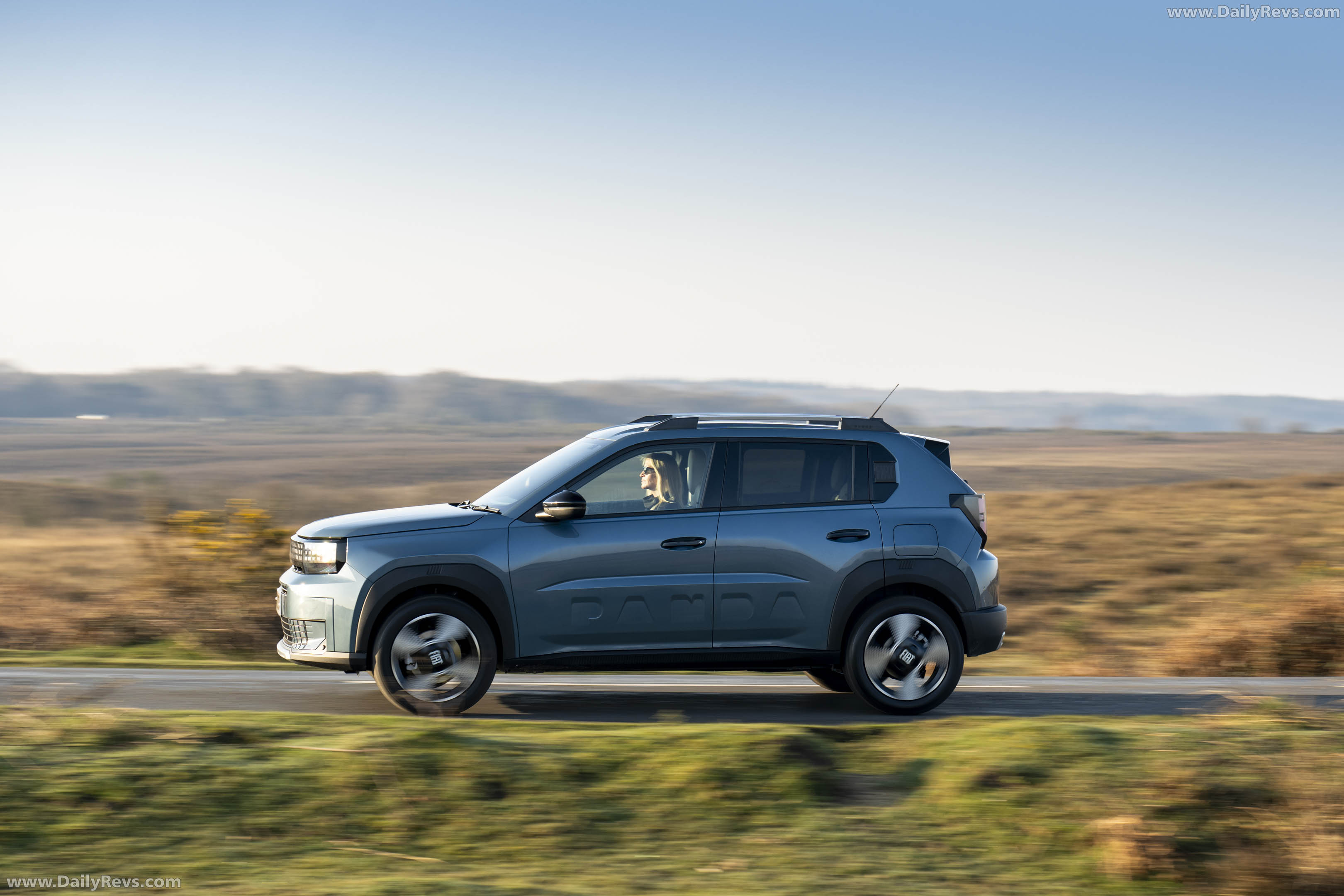 2025 Fiat Panda Hybrid La Prima UK Version Side View