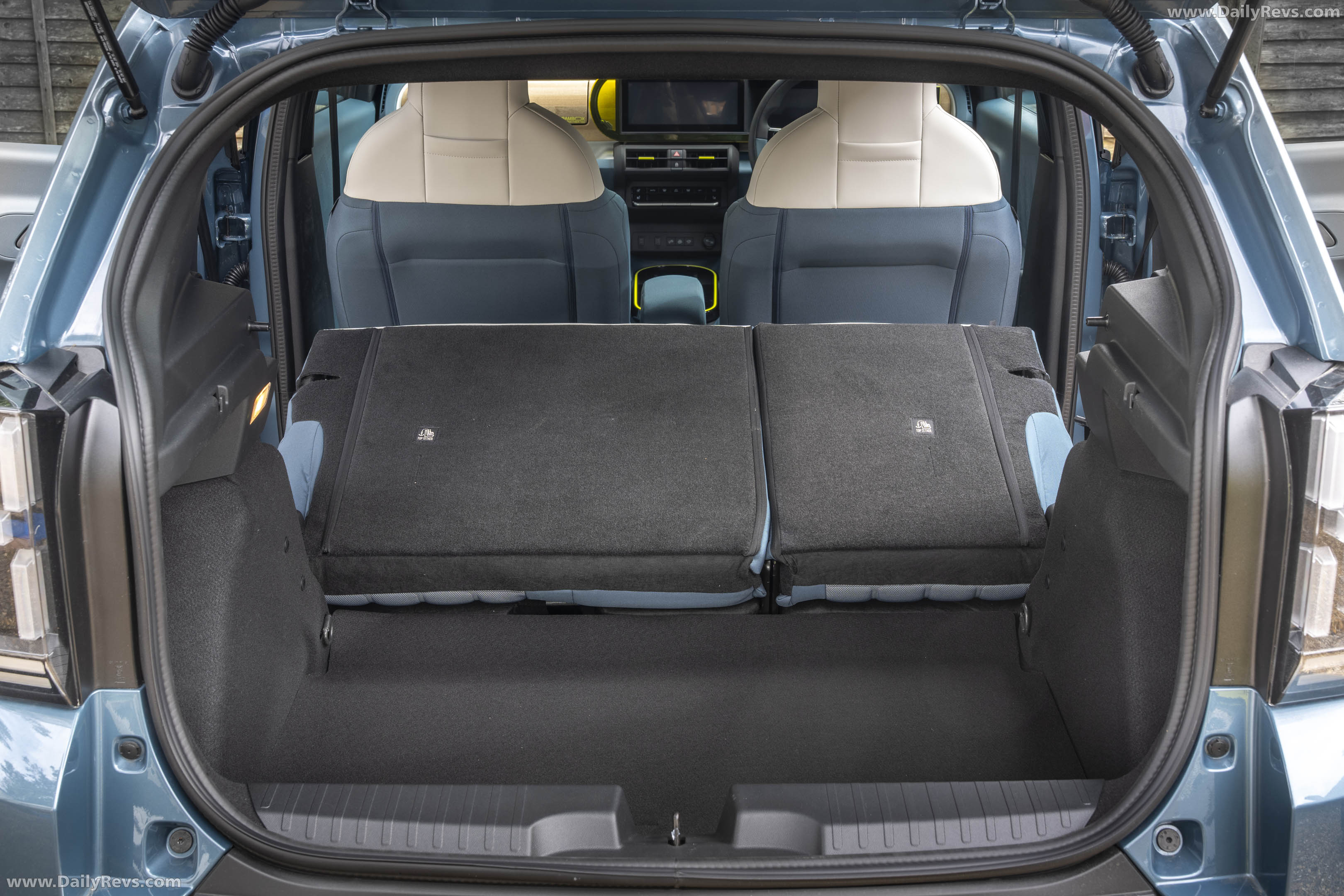2025 Fiat Panda Hybrid La Prima UK Version Interior