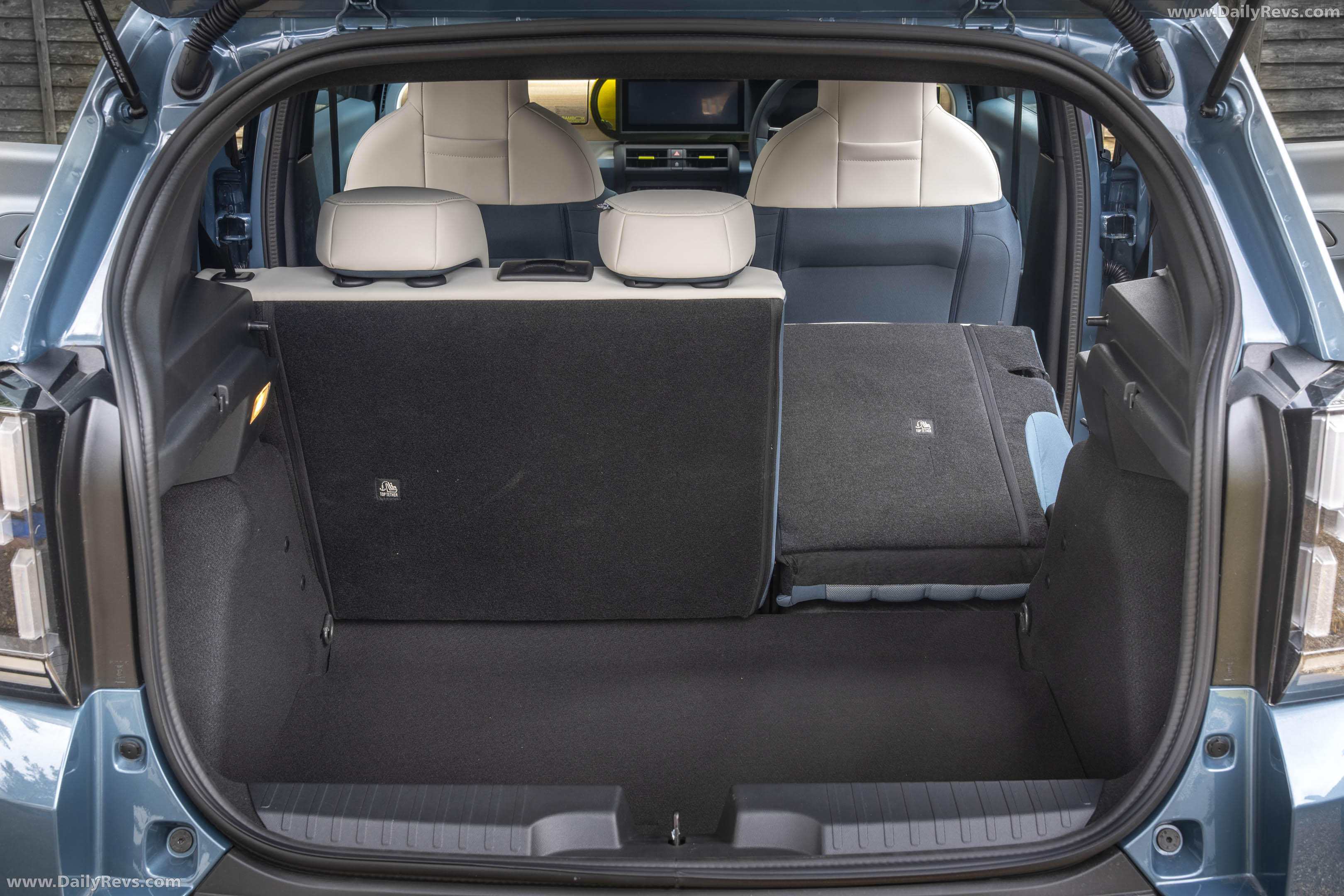 2025 Fiat Panda Hybrid La Prima UK Version Interior