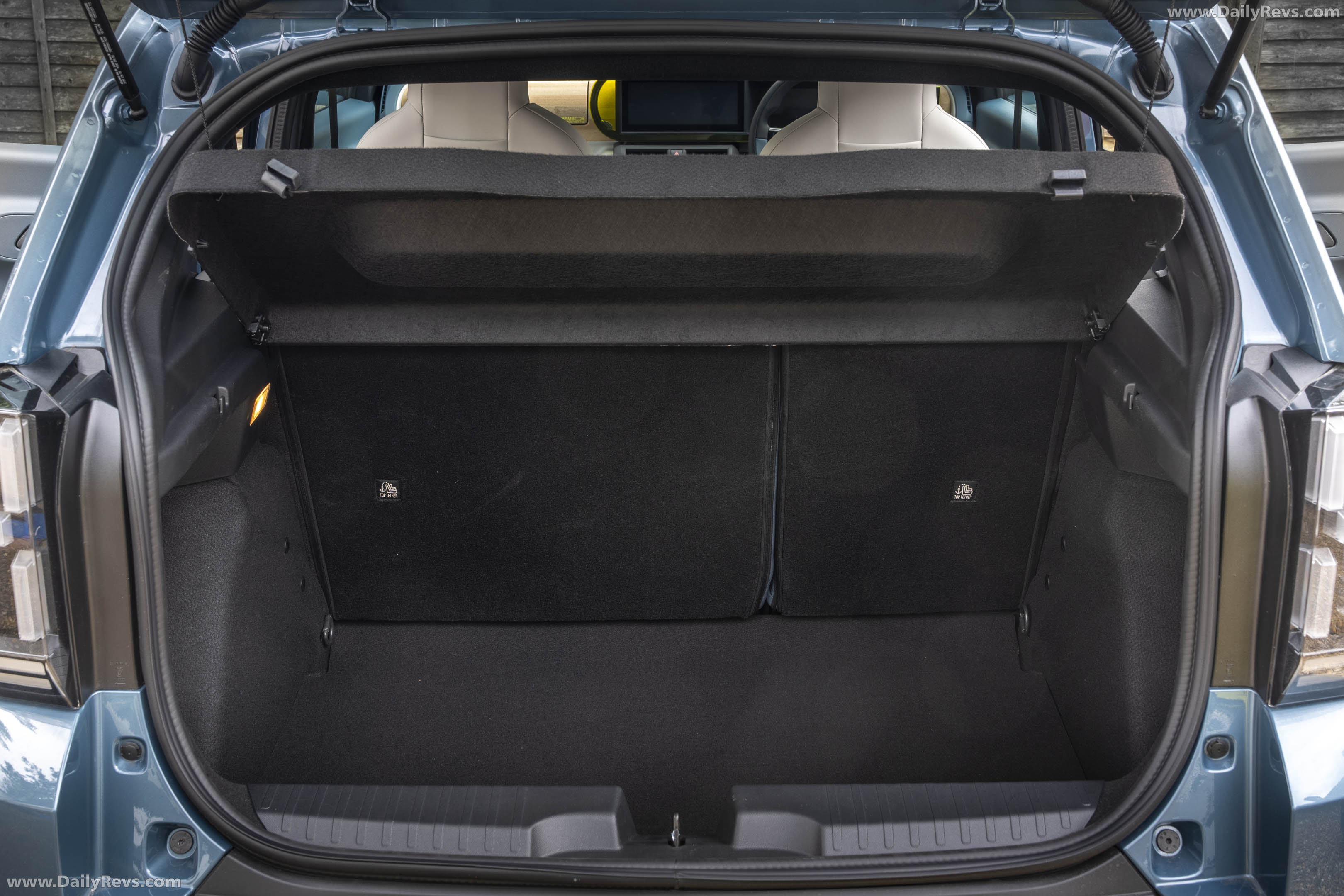 2025 Fiat Panda Hybrid La Prima UK Version Interior