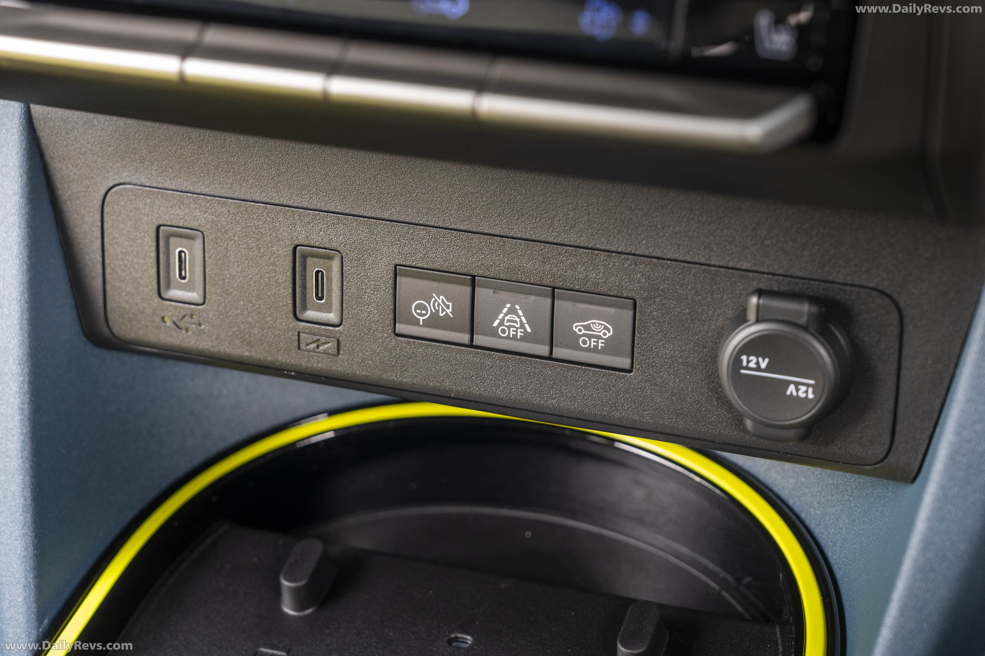 2025 Fiat Panda Hybrid La Prima UK Version Interior